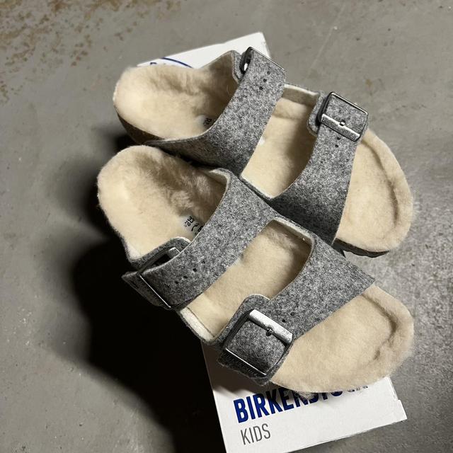 Birkenstock happy best sale lamb sandal