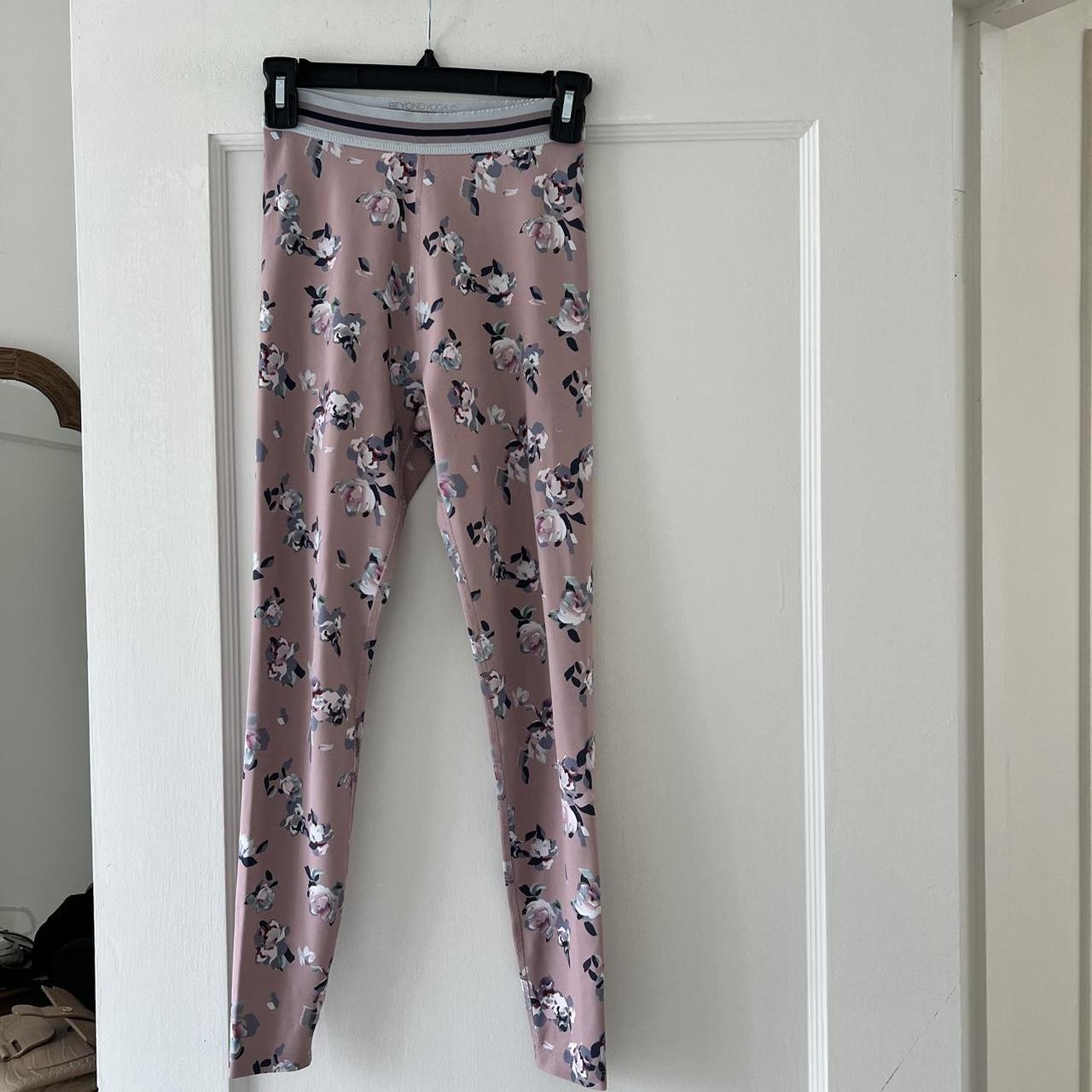 Beyond yoga hotsell floral leggings