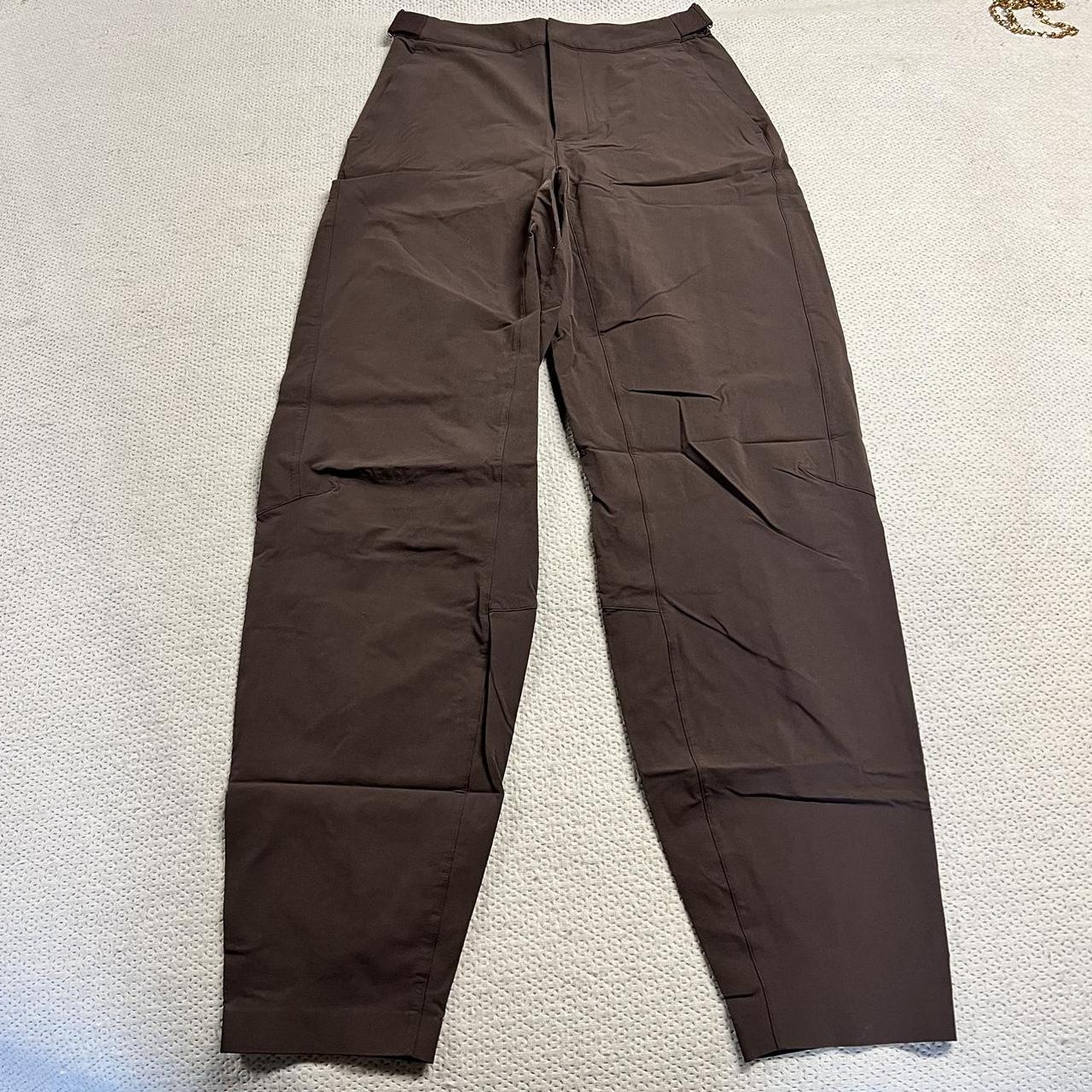 Lululemon cargo pants - Depop