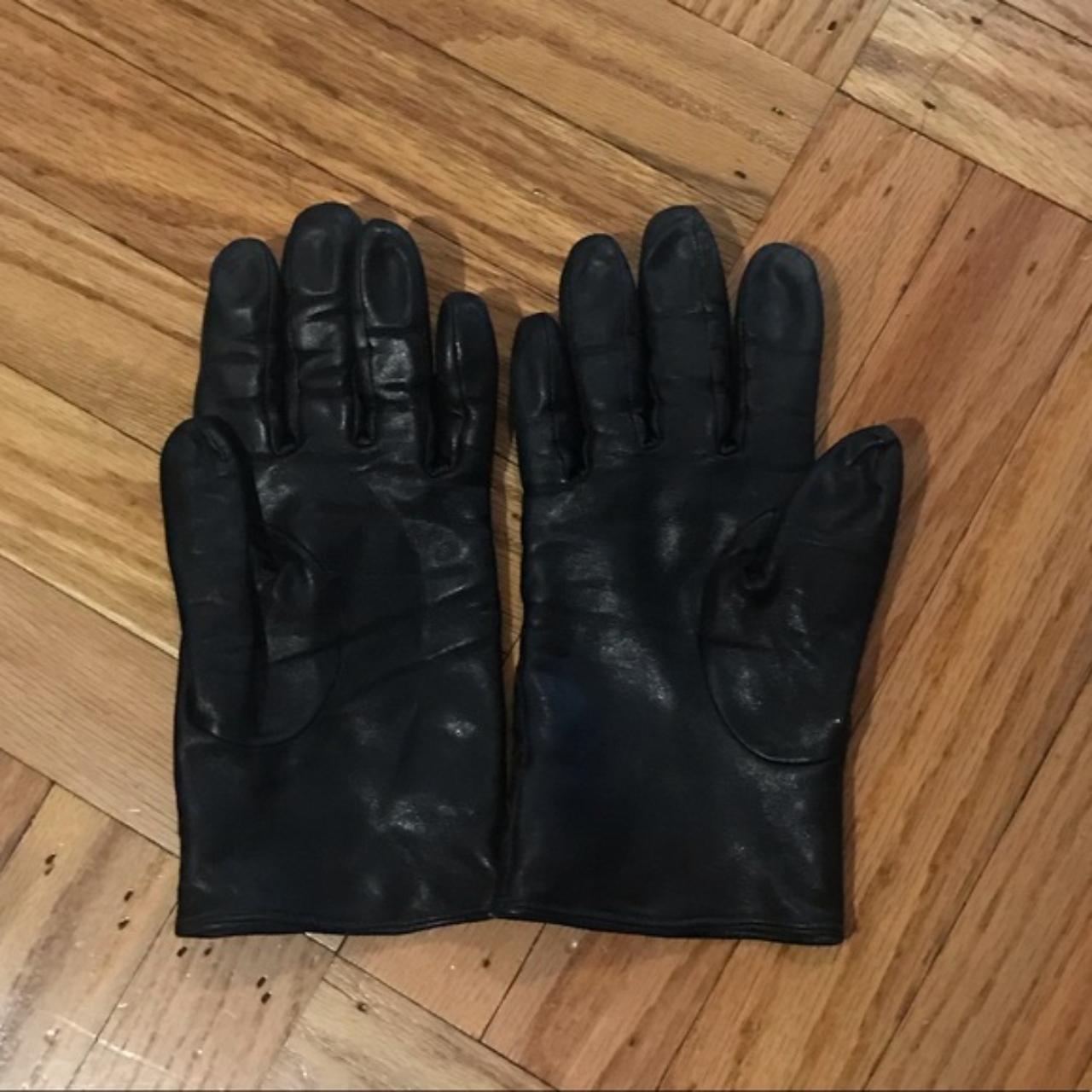 Ralph Lauren Women's Black Gloves | Depop