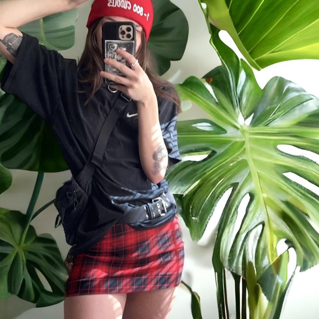 Green black red plaid skirt best sale