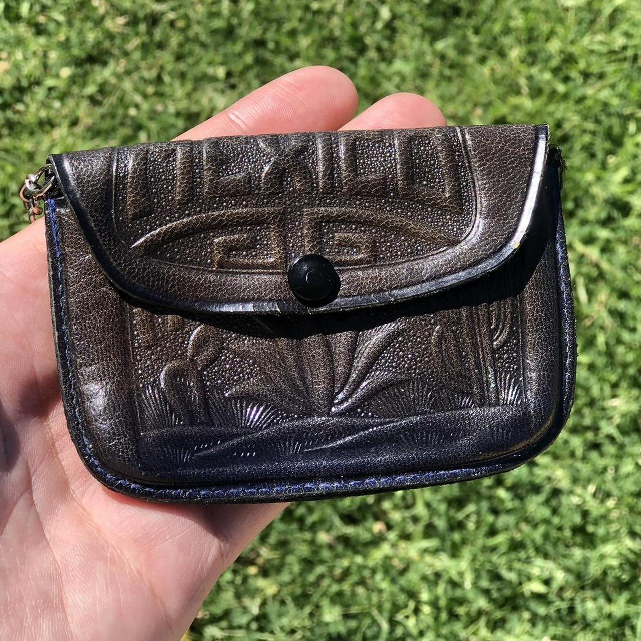 Vintage 3D type gradient Mexico🇲🇽 Aztec coin - Depop