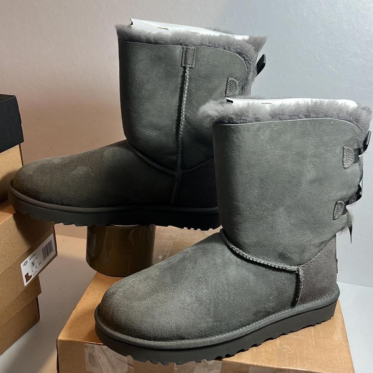 Ugg bailey bow on sale grey