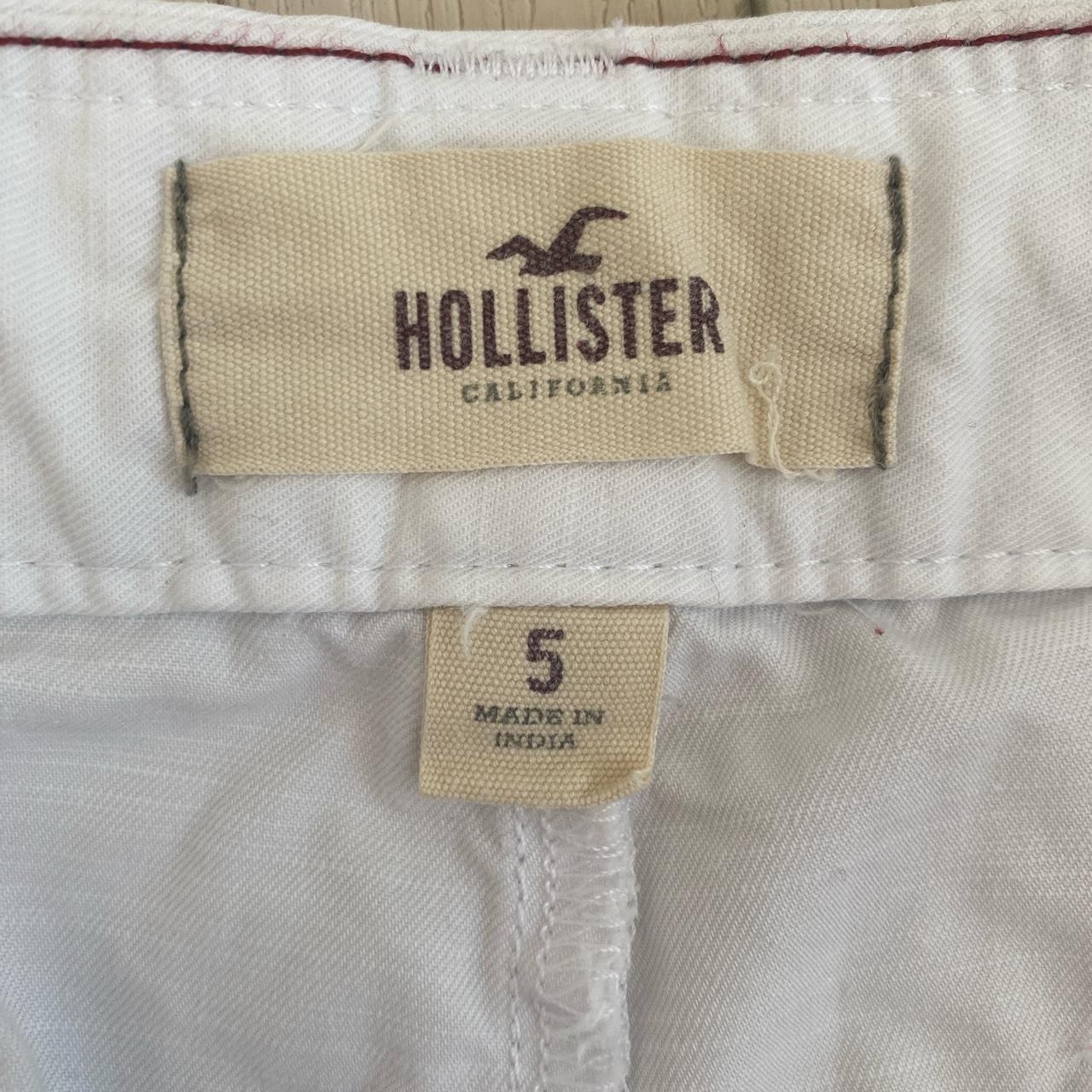 Y2K white low rise Hollister cargo shorts! These... Depop