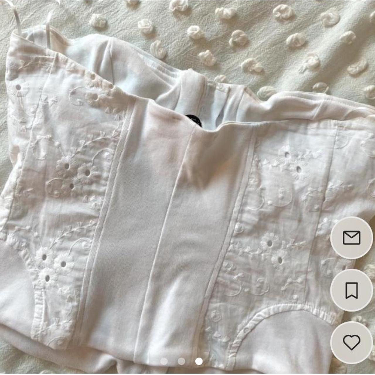 Zara Women's White Corset Depop