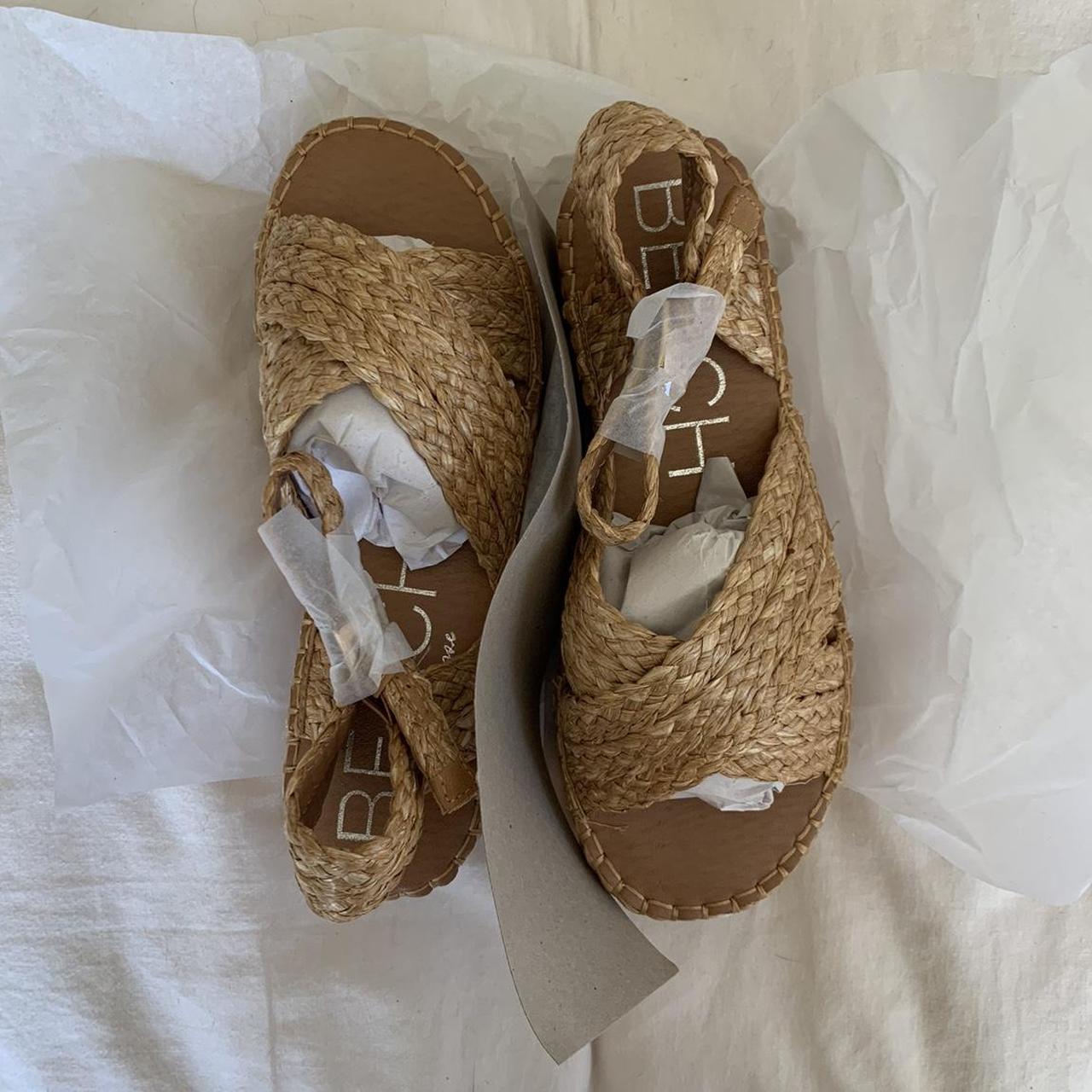 Brand New Coconut by Matisse Platform Sandals I own... Depop