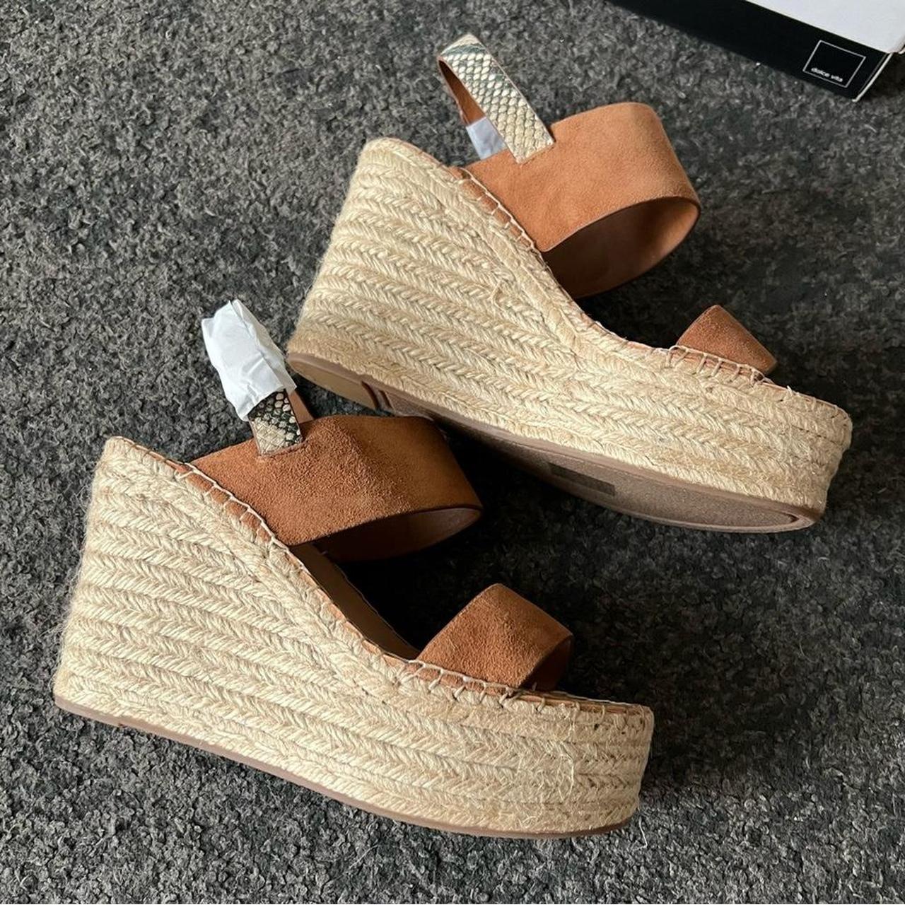 Dolce vita best sale spiro wedge