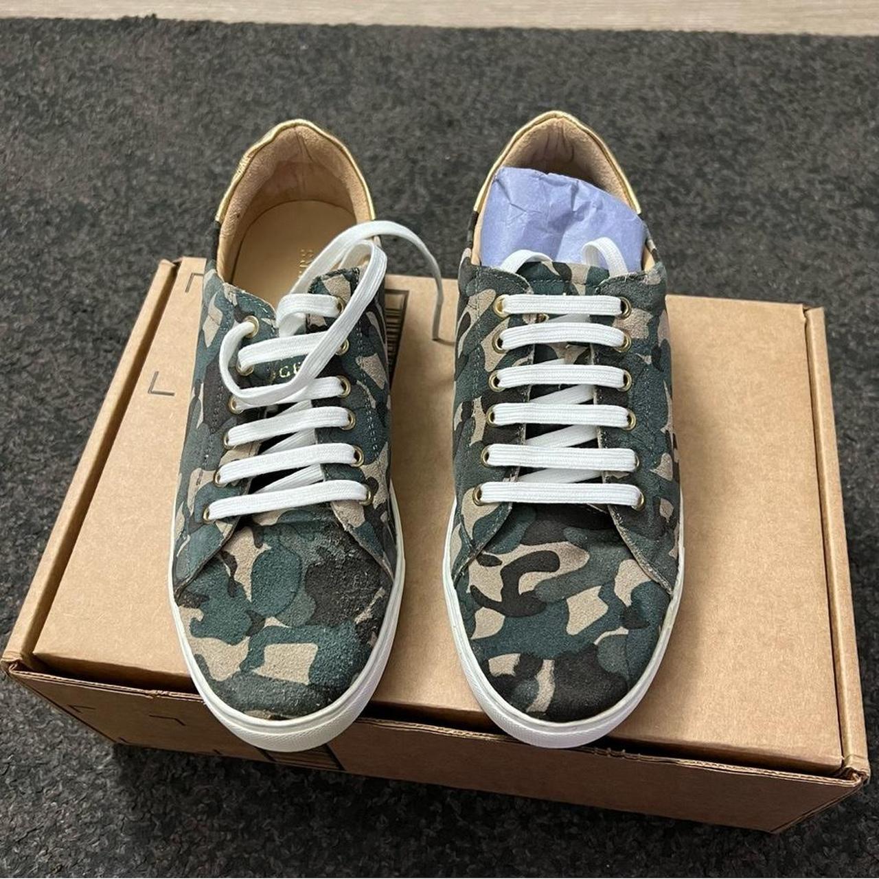 Jack rogers 2024 camo sneakers