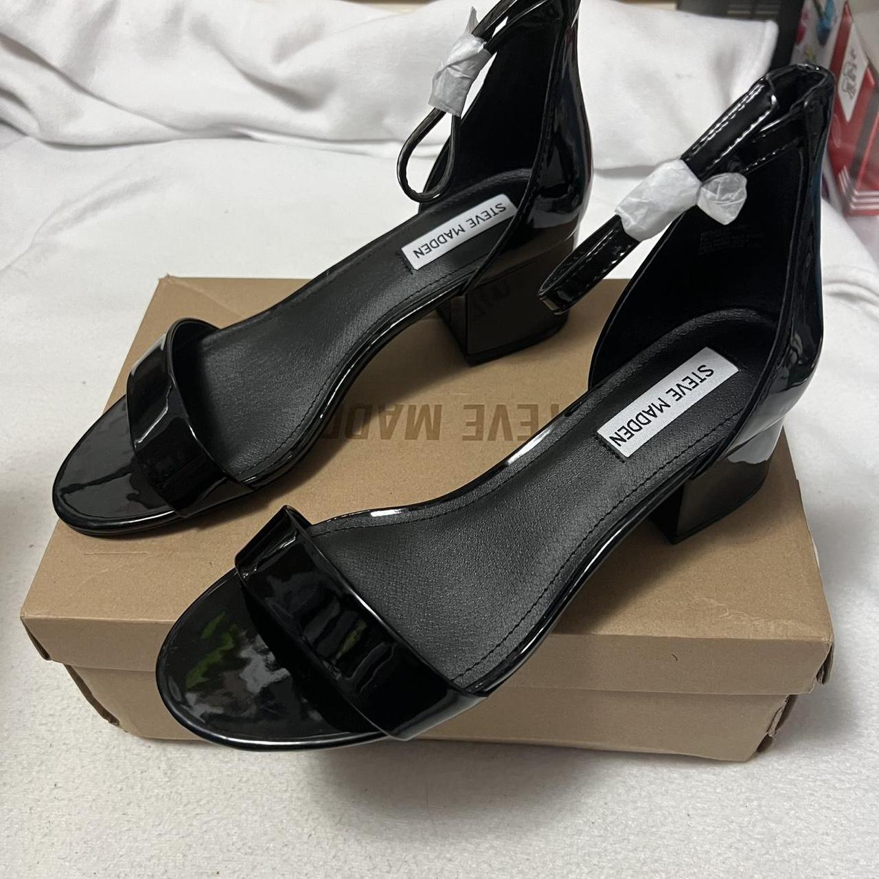 item listed by lisaszwan