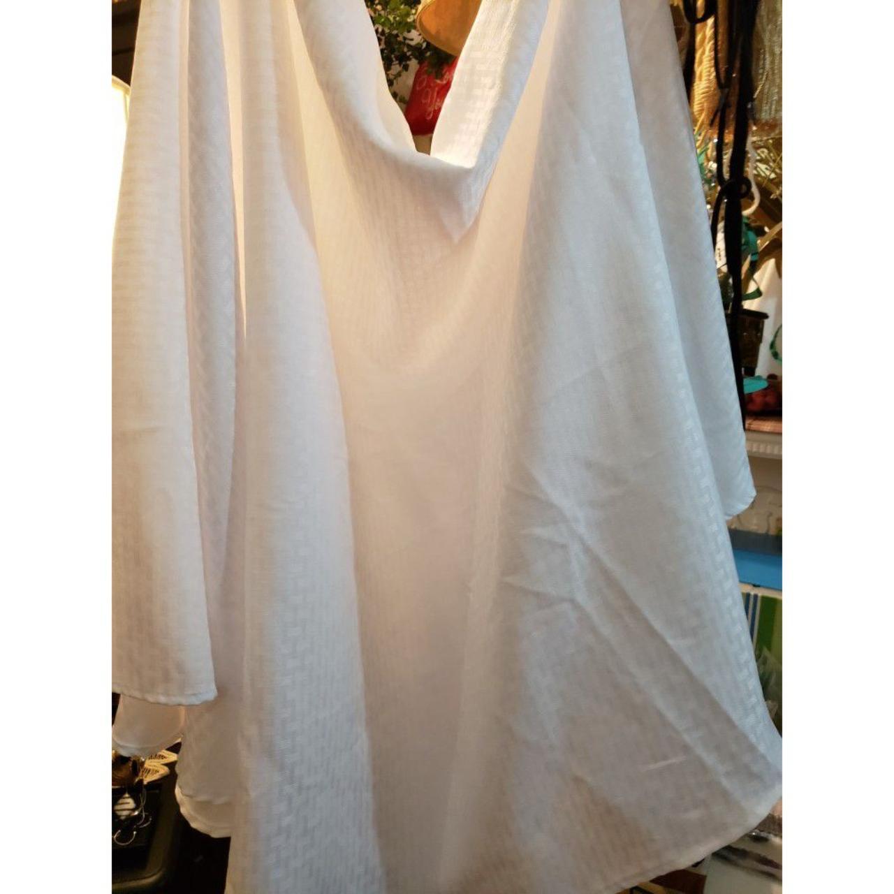 Mainstay Polyester 70 Inch Round Tablecloth White... Depop