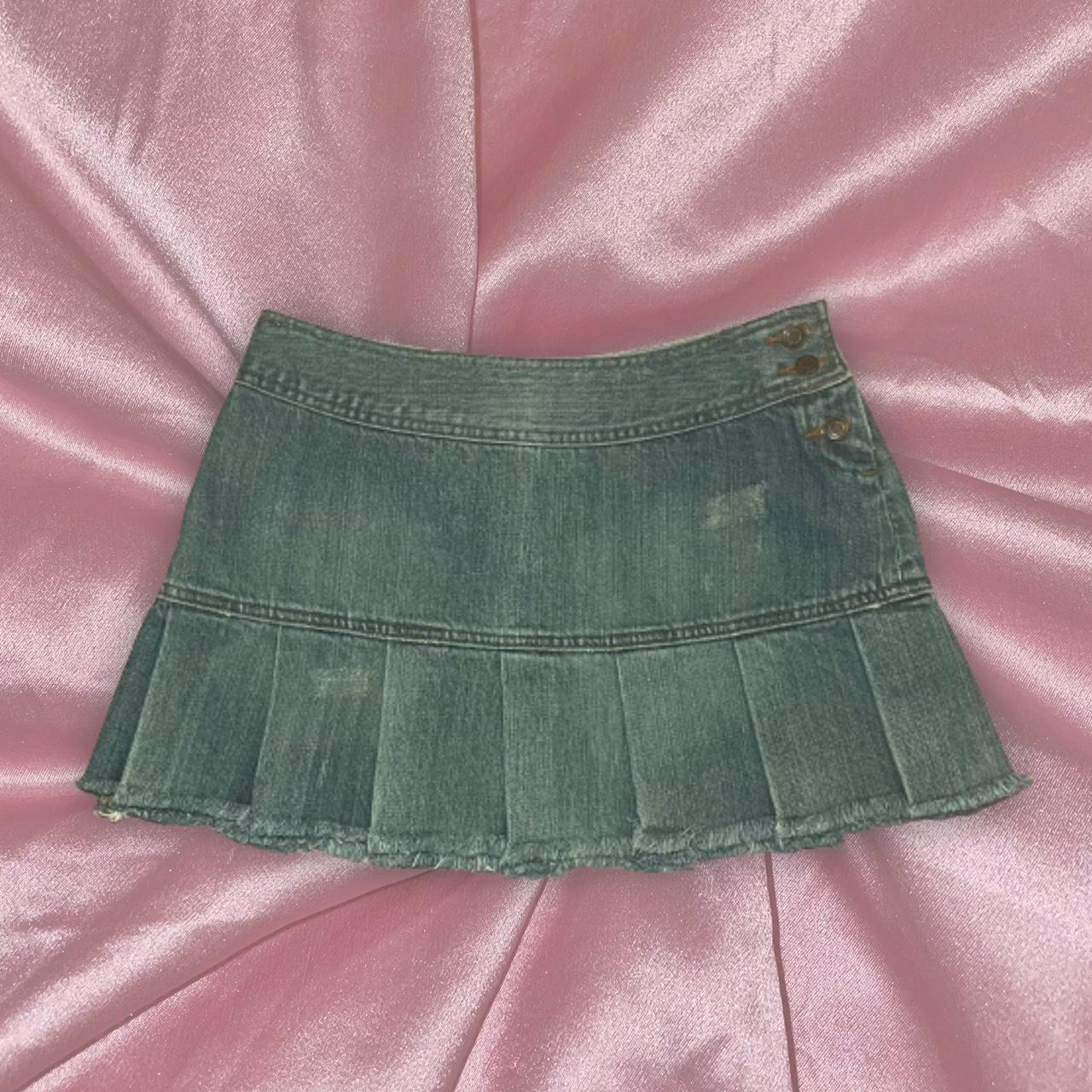 super cute vintage denim american eagle mini skirt!... Depop