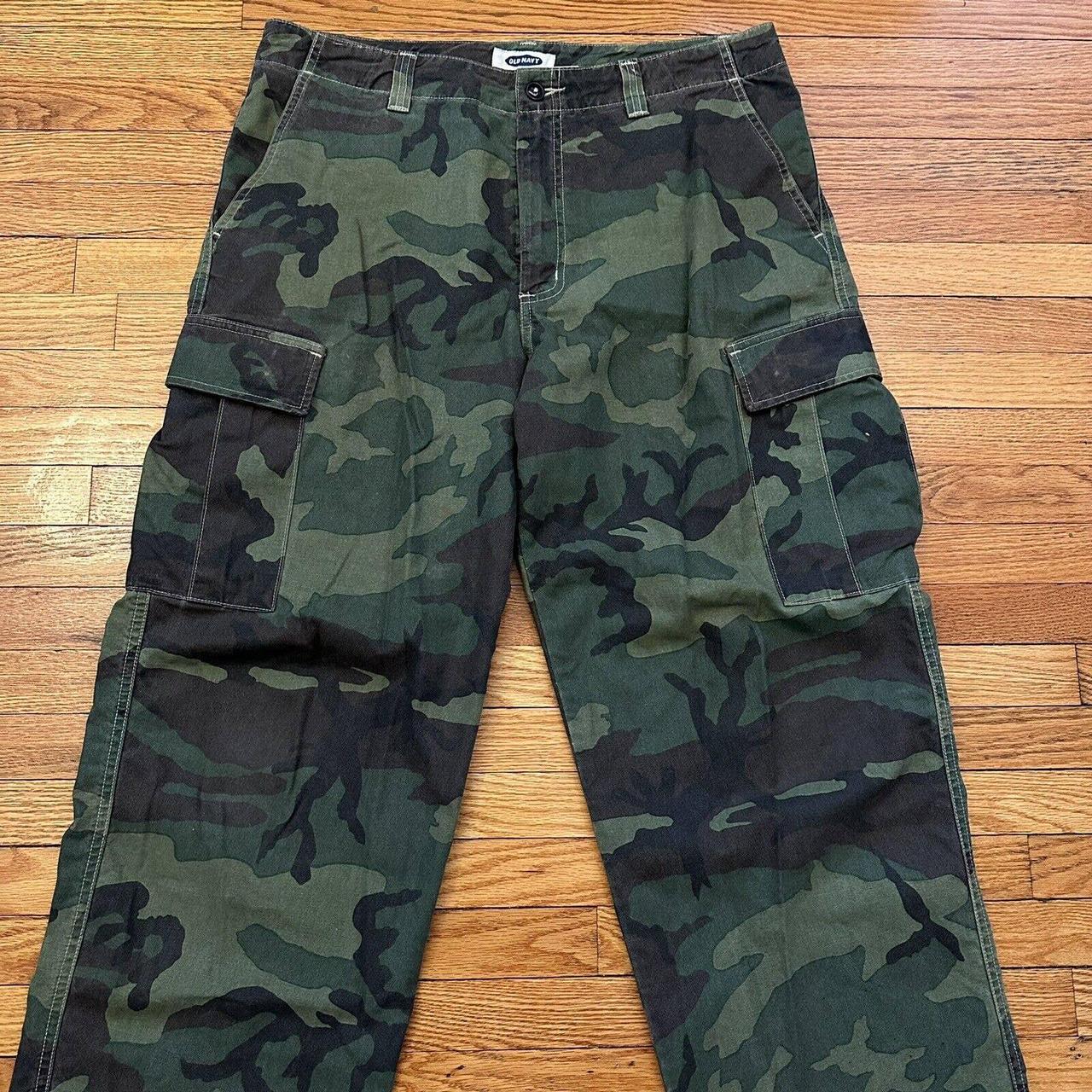 Vintage old navy Camo cargo pants Good quality  Depop