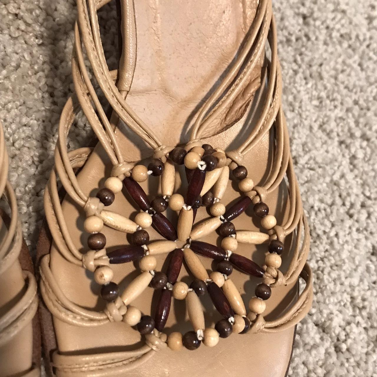 Tommy Bahama Women's Tan and Brown Courts (4)