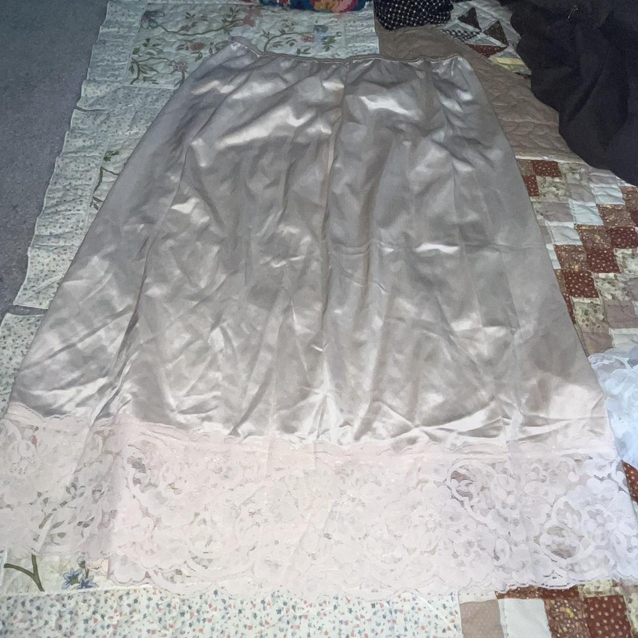 JCPenney Women's Pink Skirt Depop