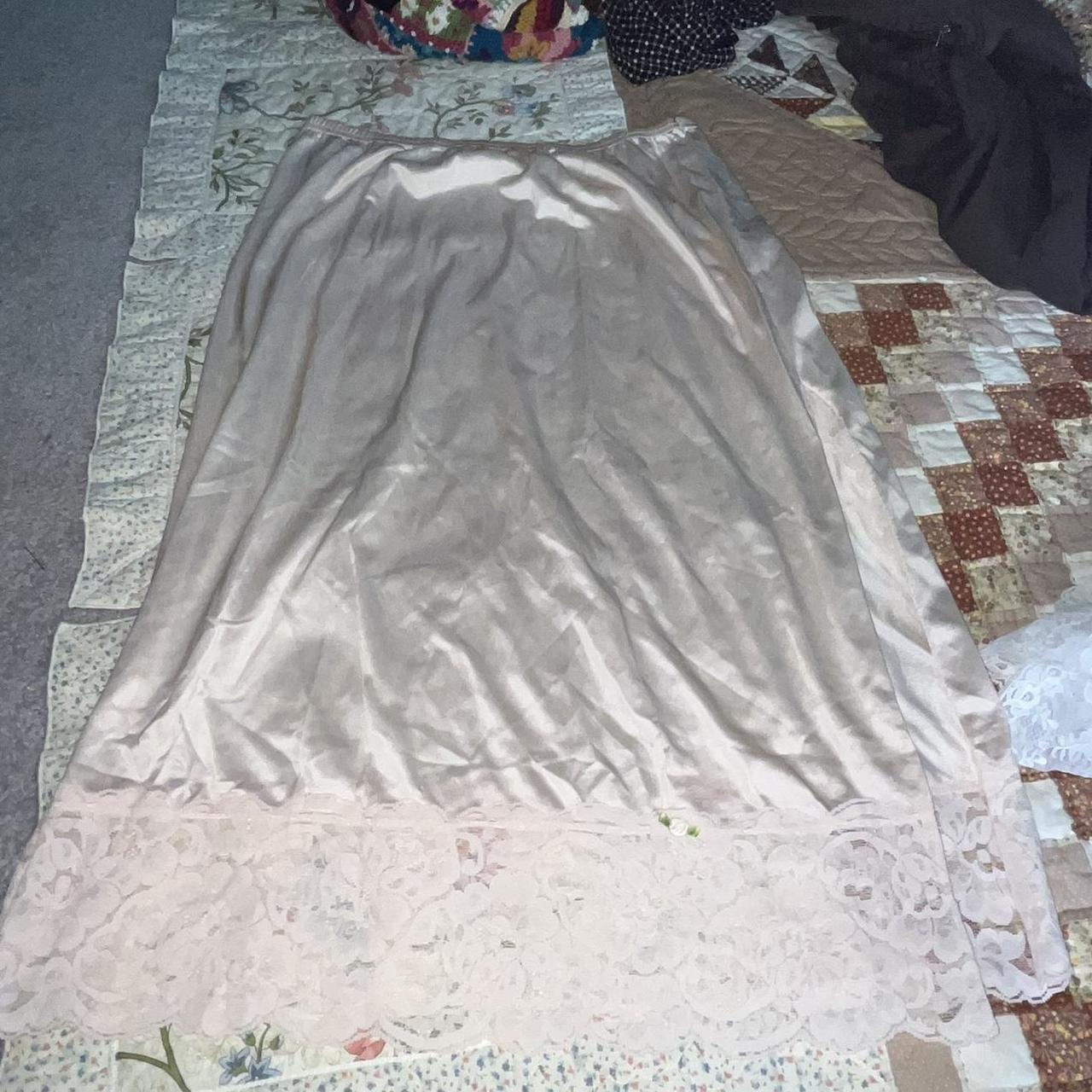 JCPenney Women's Pink Skirt Depop