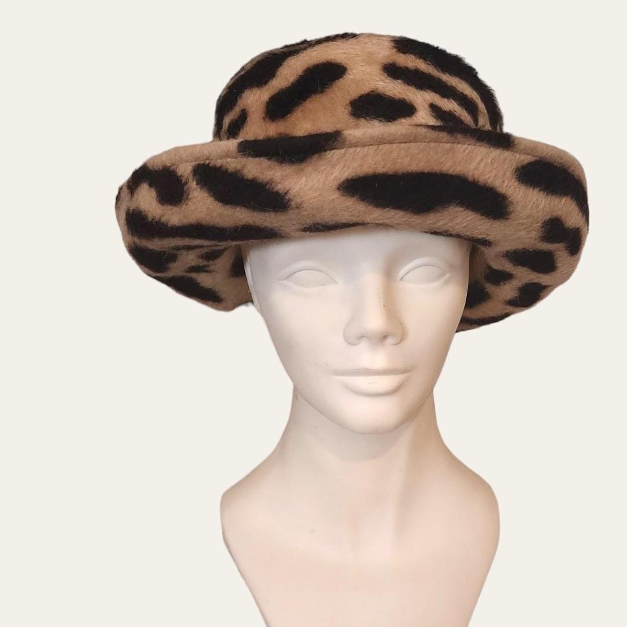 🐆90s Vintage Leopard Hat Amazing soft felt 90s... - Depop