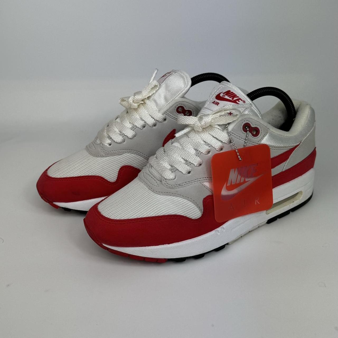am1 anniversary red