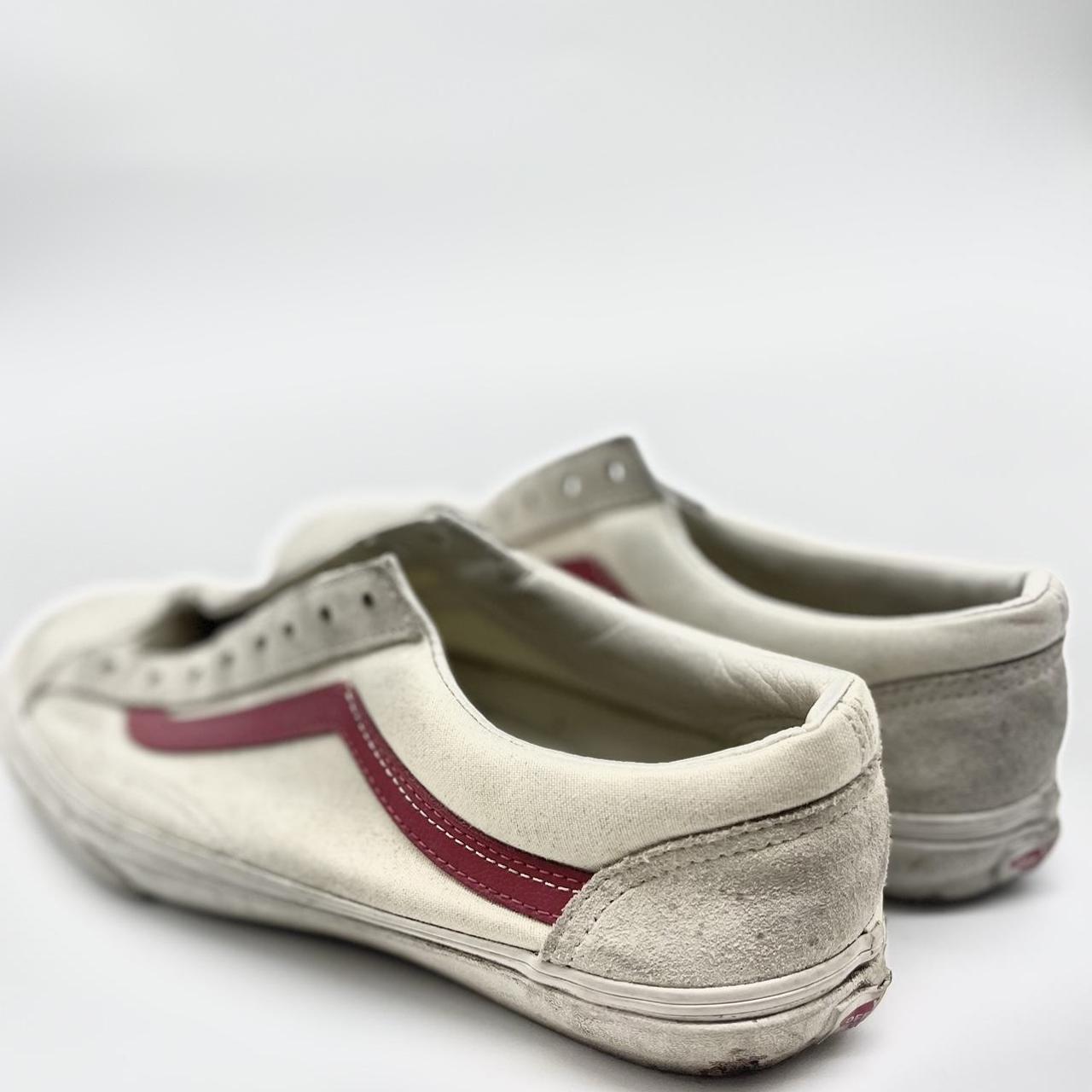 Vans old skool on sale marshmallow red stripe