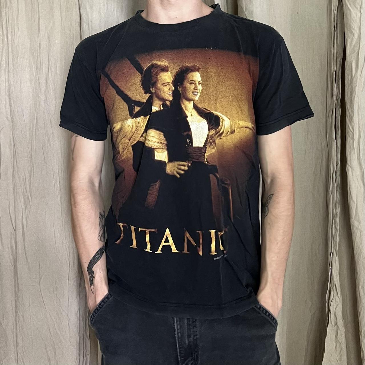 Vintage 1989 Hanes Men’s Size XL TITANIC purchases T-shirt