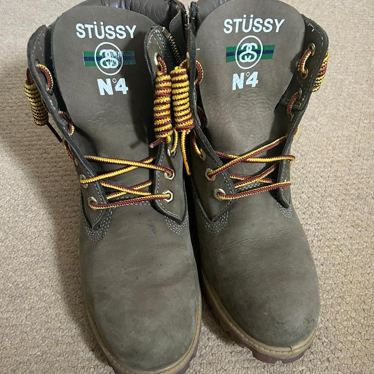 Stussy x timberland Olive green,
