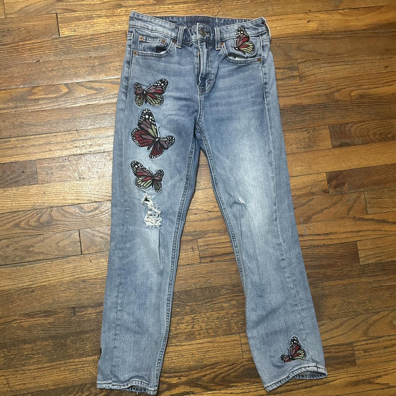 Lucky Brand butterfly embroidered jeans 🦋 Size 0/25” - Depop