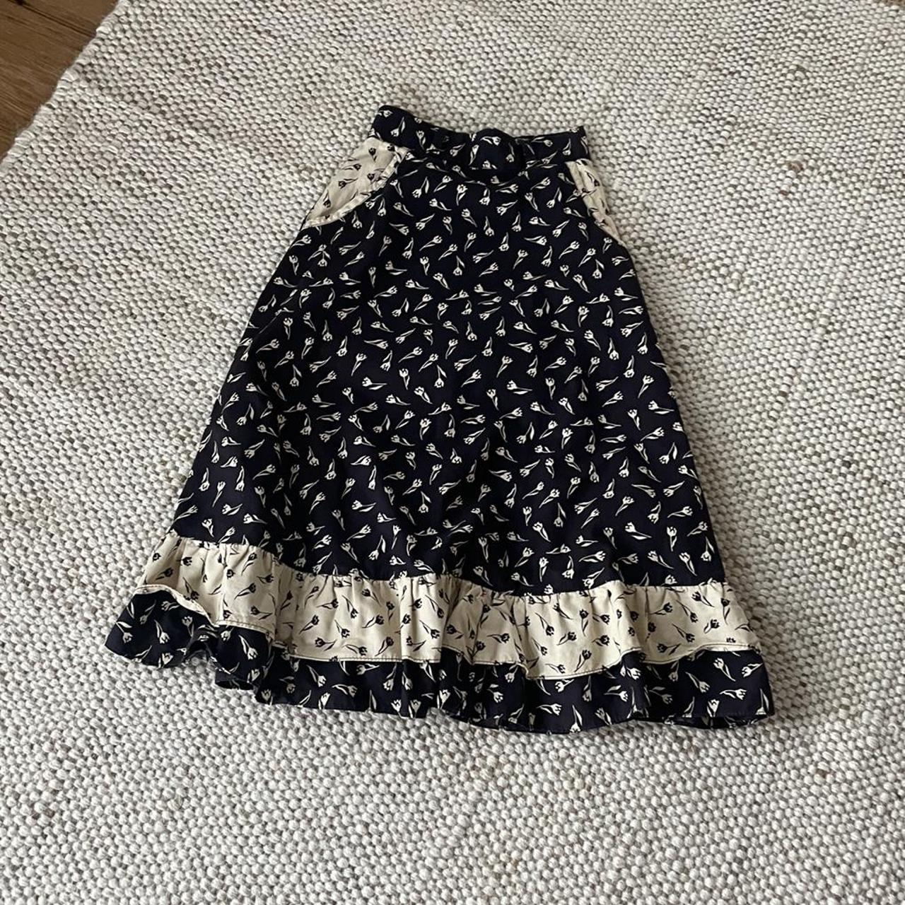 Women's Black and Navy Skirt | Depop