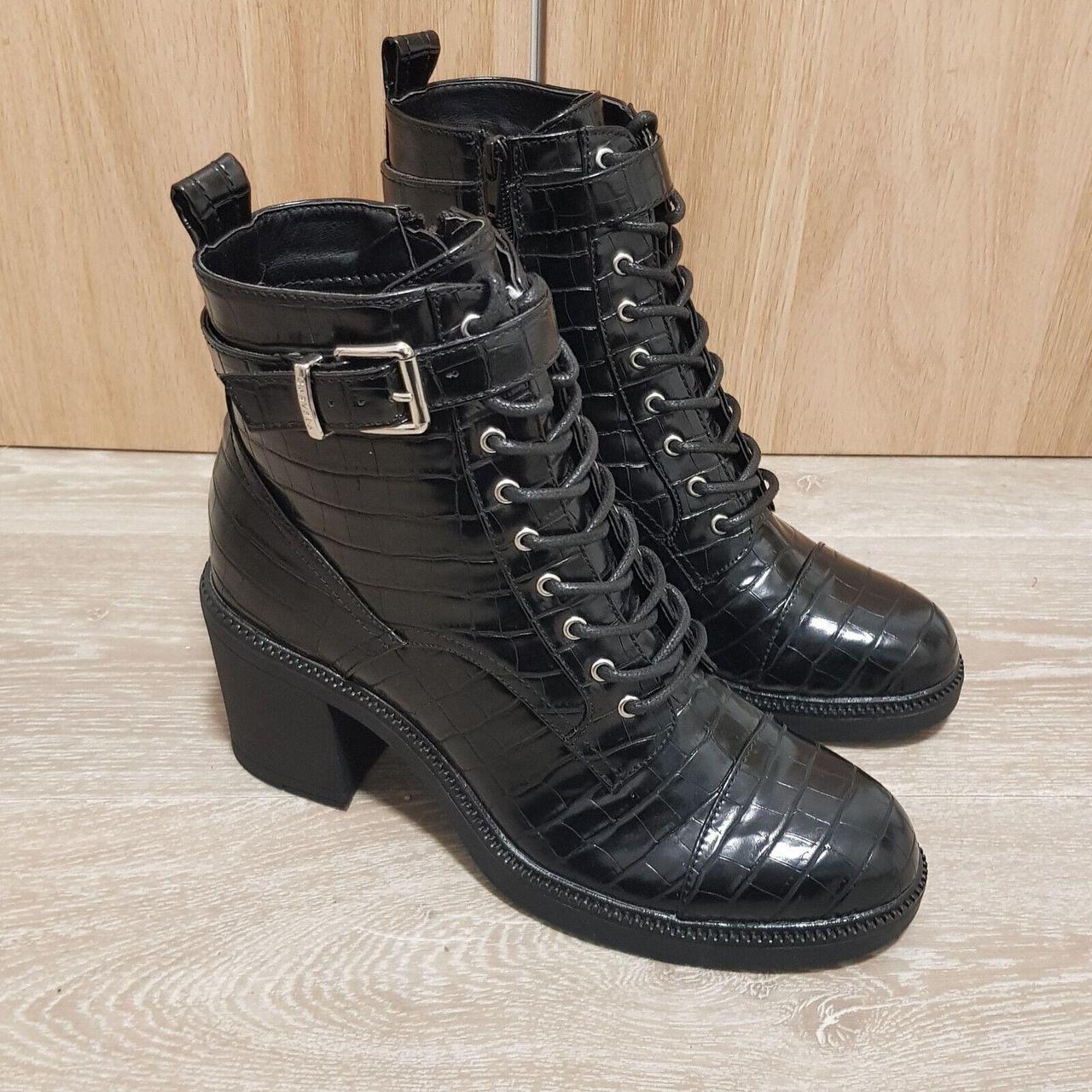 Carvela Women's Black Boots | Depop