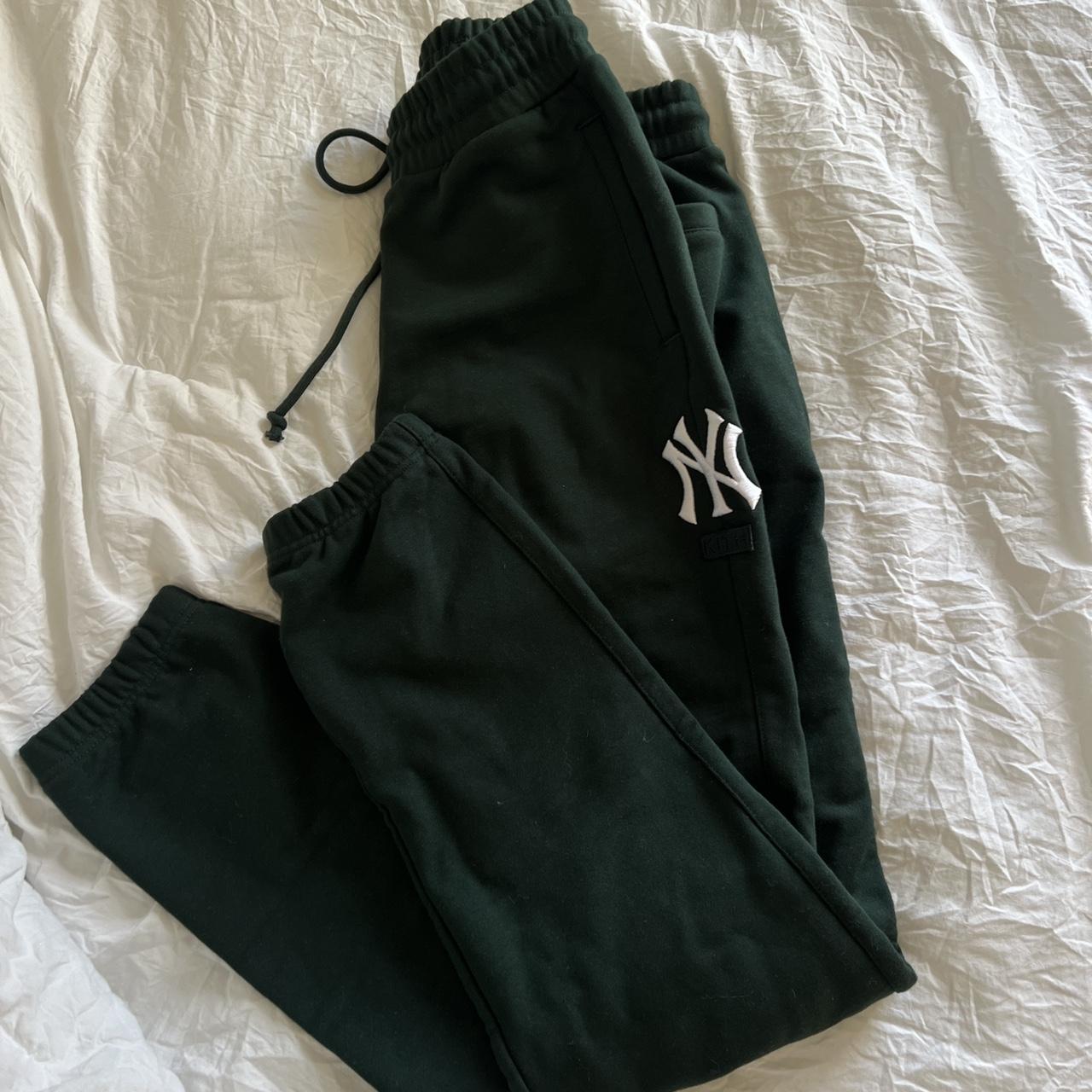 Kith x MLB New York Yankees T shirt - white - size - Depop