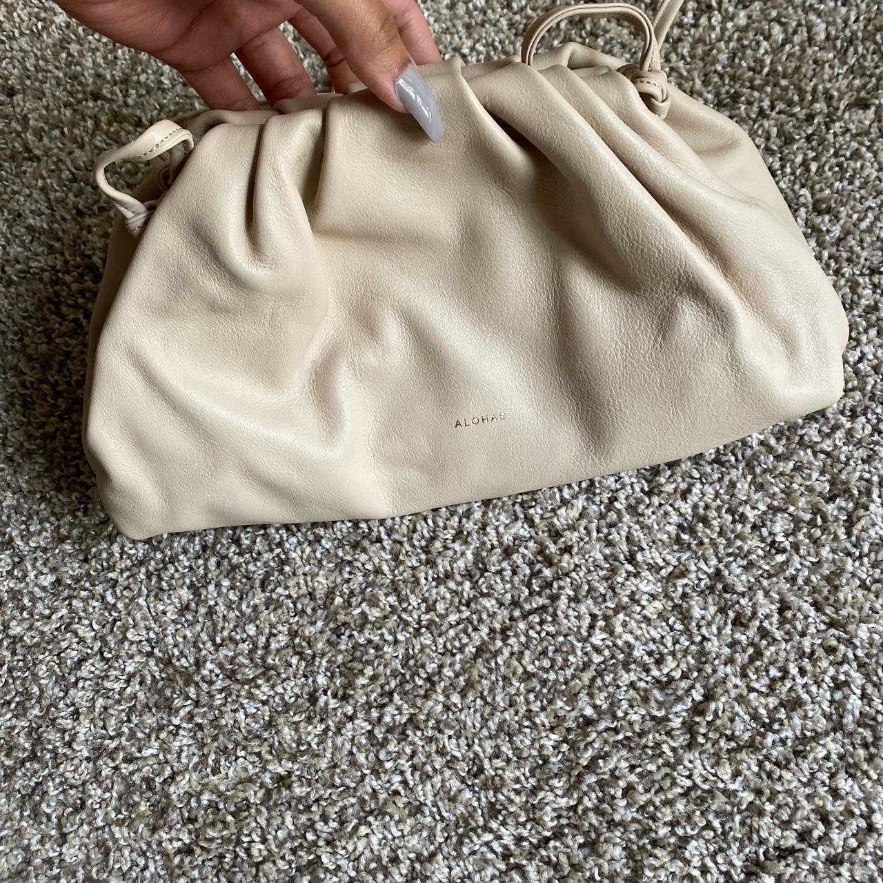 Alohas purse. In good condition- small scuffs on... - Depop