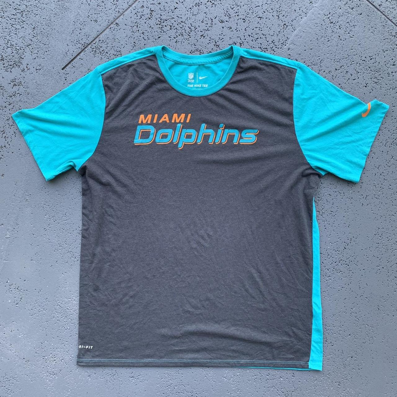 Miami Dolphins tee NFL Apparel Beautiful colors Fits - Depop