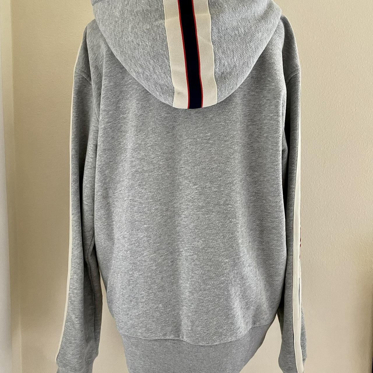 GUCCI Side Line Logo Hoodie 現行タグ グレー Gucci // Grey Logo Zip Up Hoodie – VSP Consignment