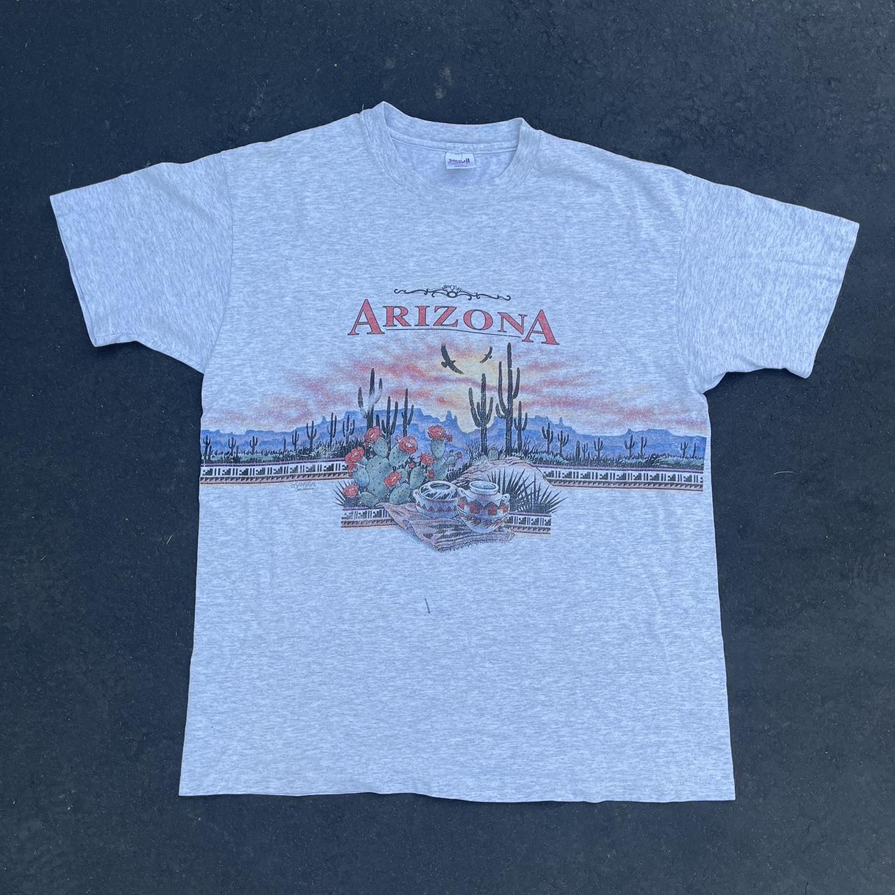 Arizona Men's multi T-shirt | Depop