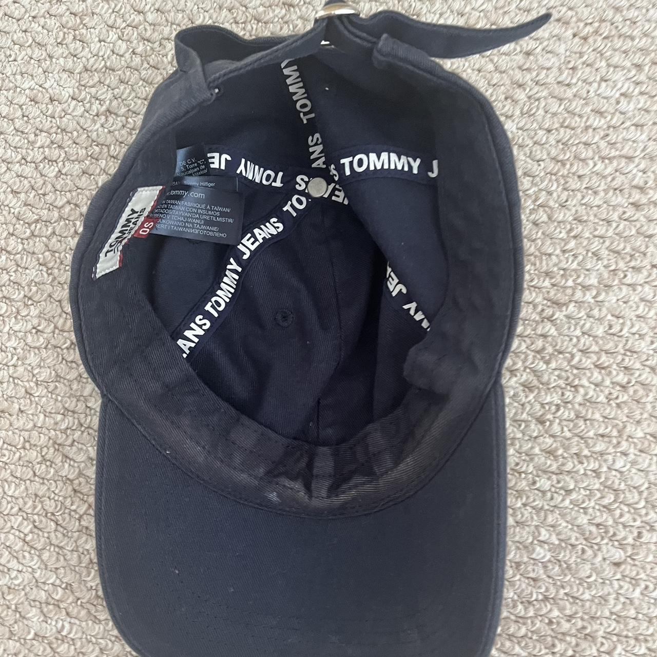 Navy Tommy hilfigger cap. - Depop