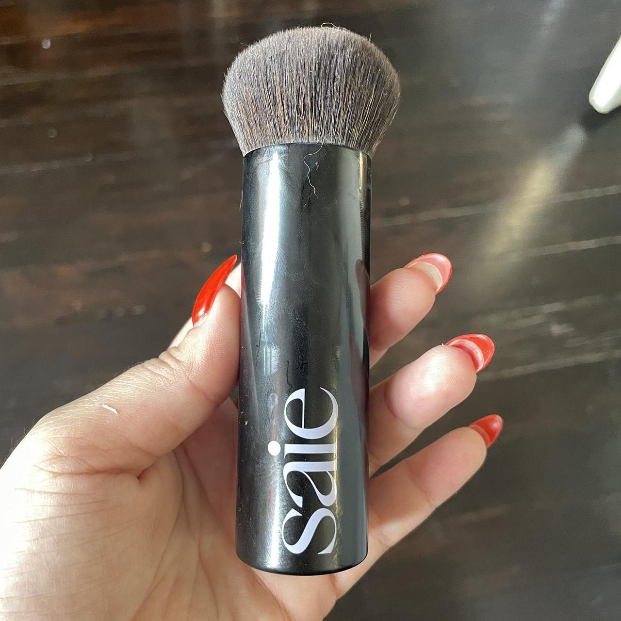 Saie bronzer buffing brush Used for about a month.... Depop