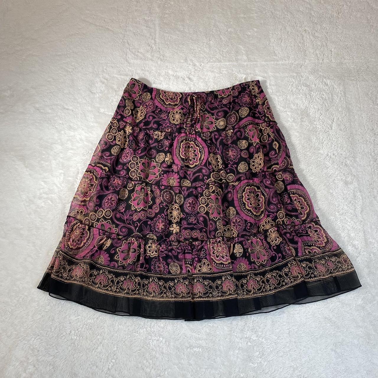 American Vintage Women's Pink and Black Skirt | Depop