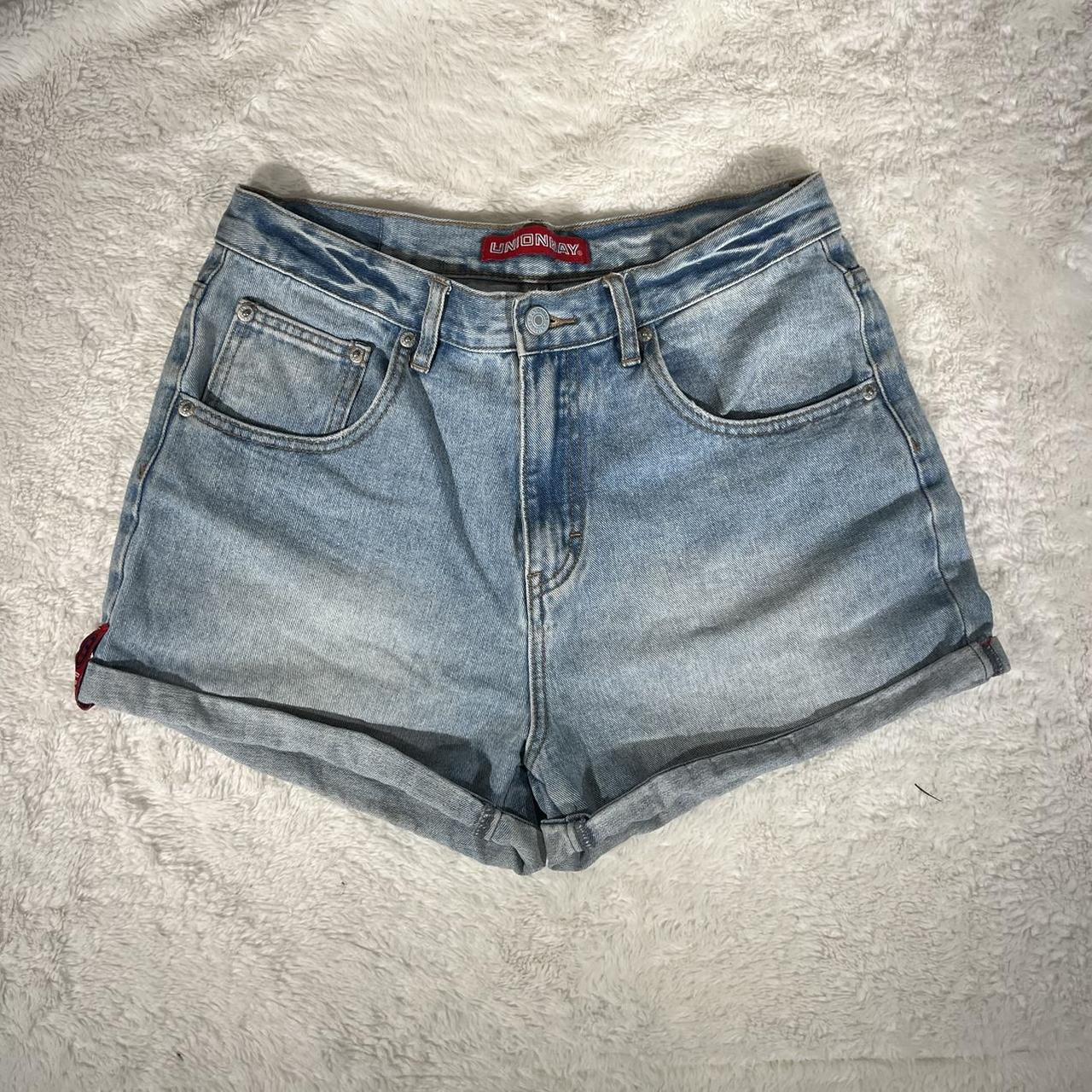 Vintage 90s Union Bay denim shorts. Love the mid... Depop