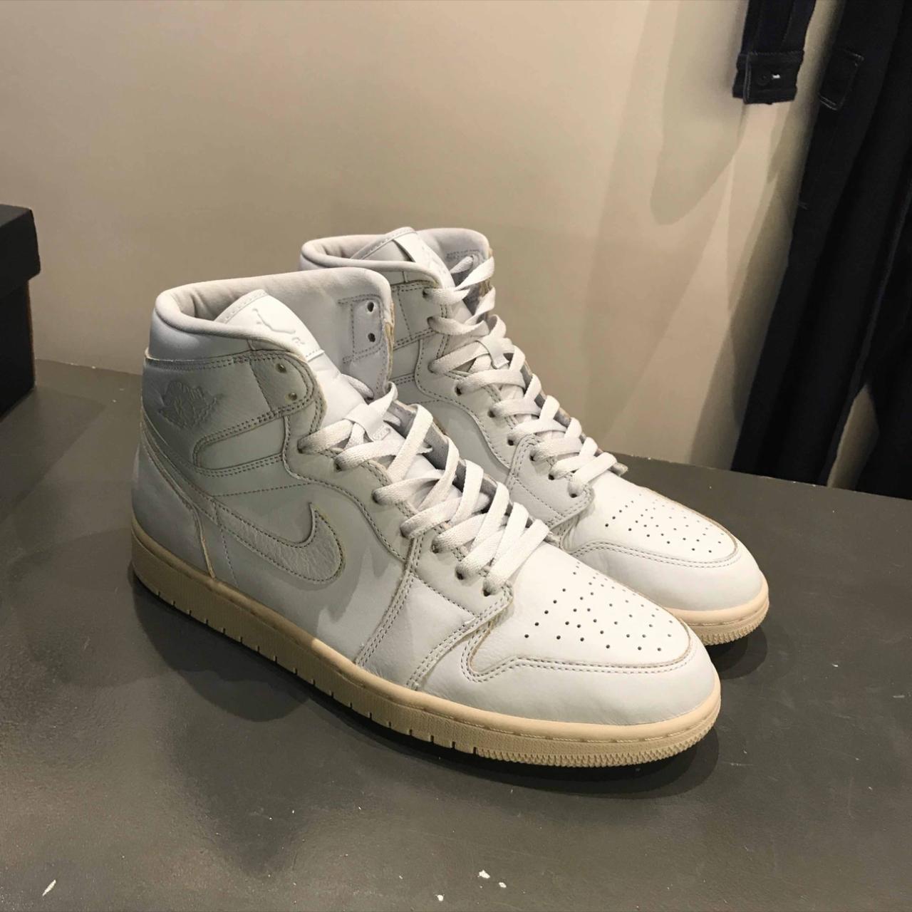 Nike air deals jordan 1 pure platinum