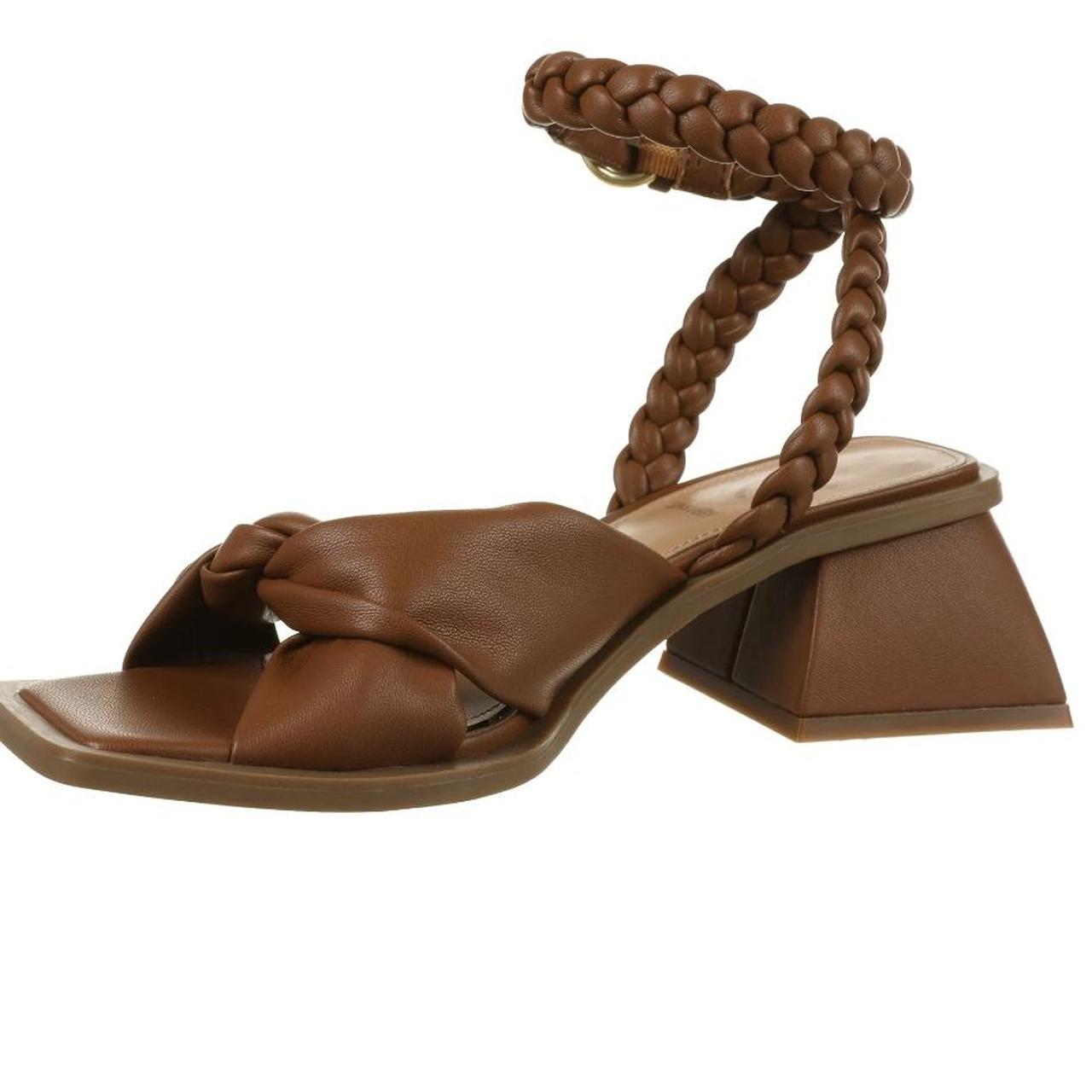 item listed by monarcascloset