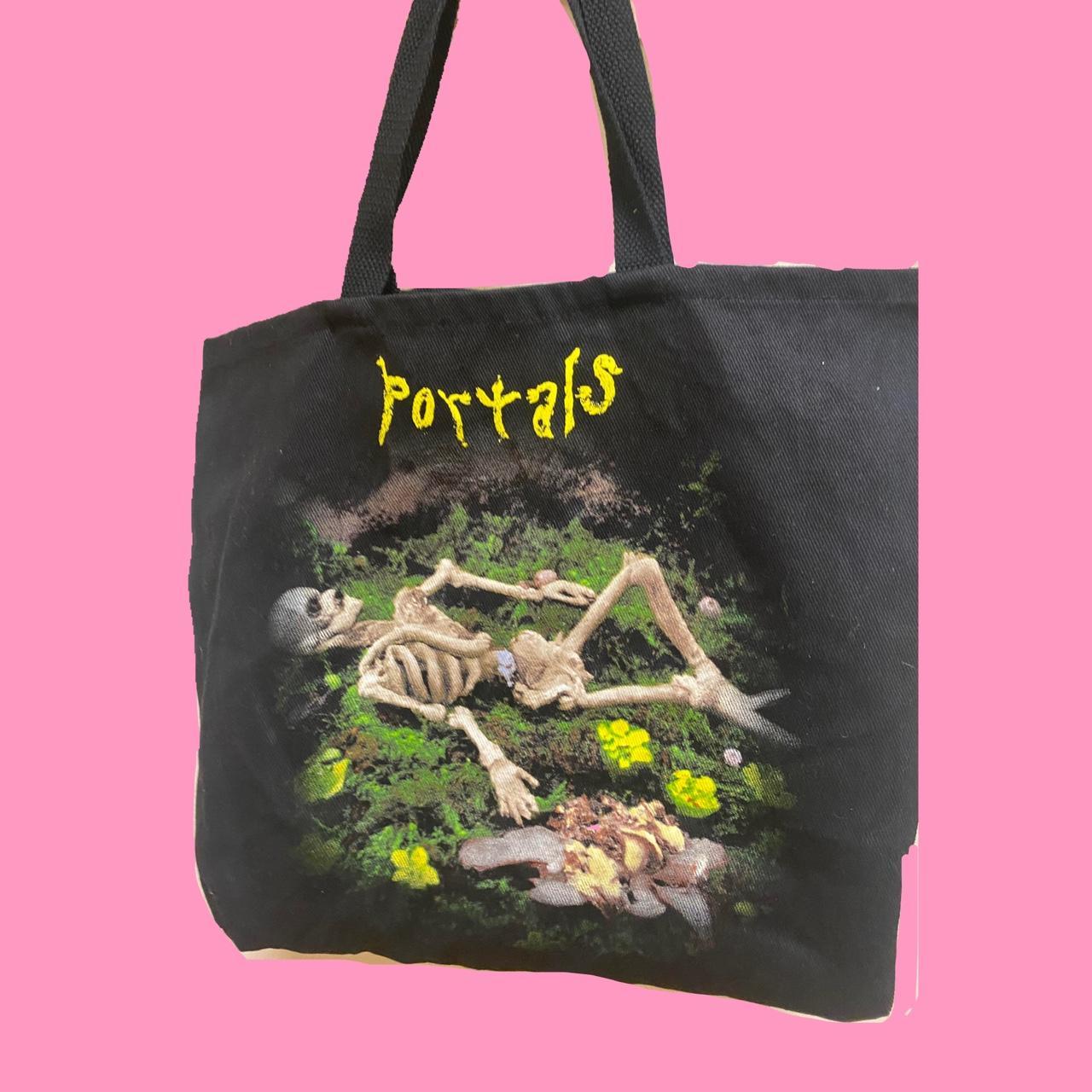 portals tour tote bag 🎀 used once or twice 🌟 love,... Depop