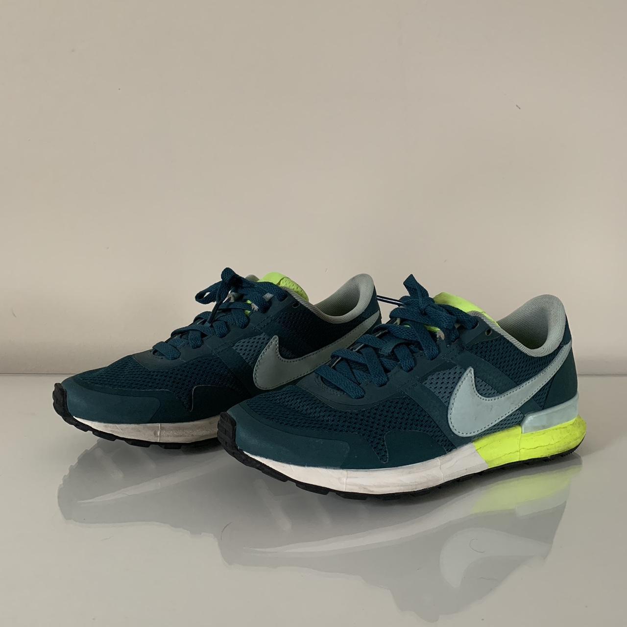 ladies nike air pegasus trainers