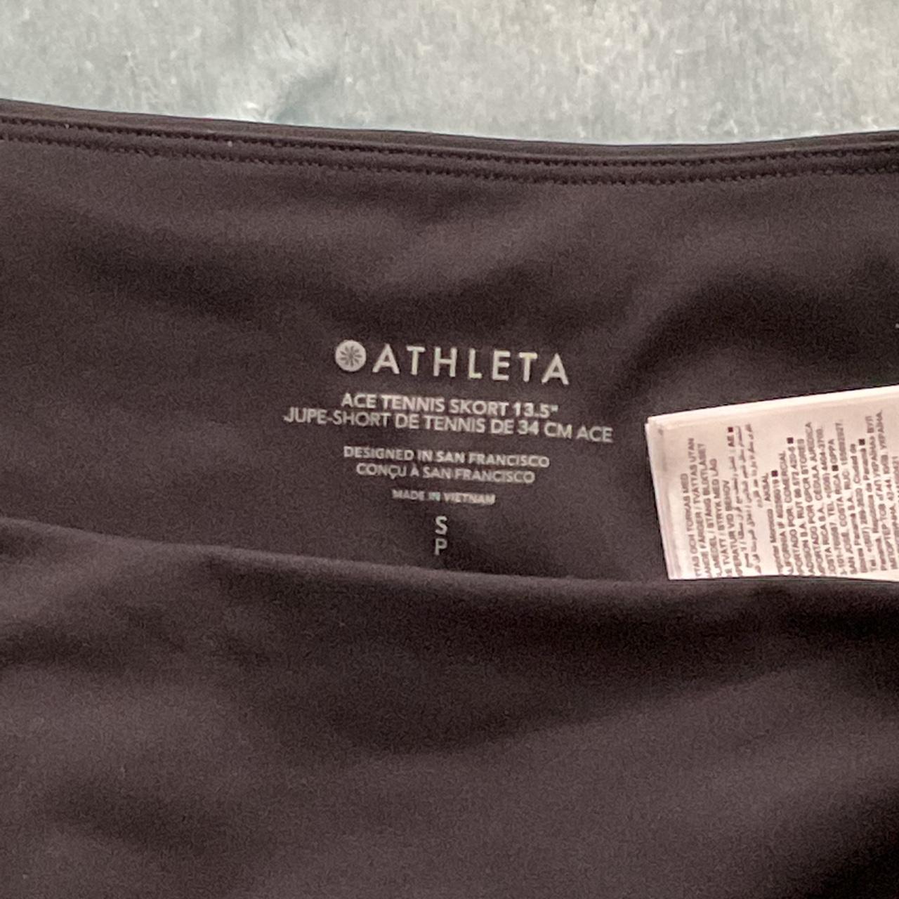 Athleta Women's Black Skirt Depop