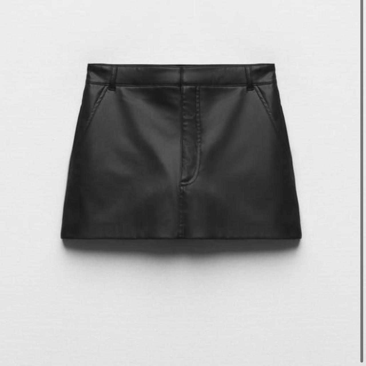 Zara Women's Skirt Depop