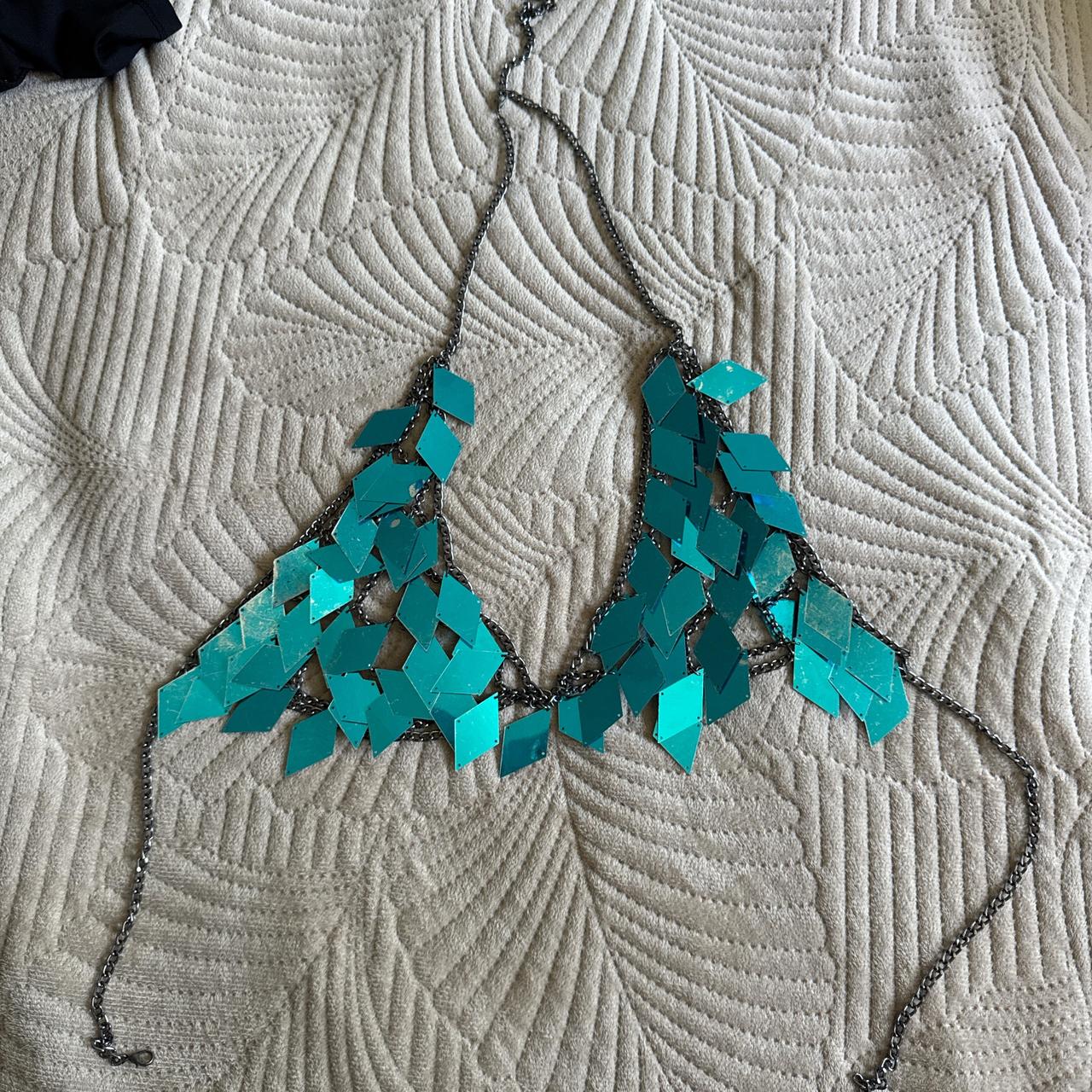 item listed by ataliaxsh