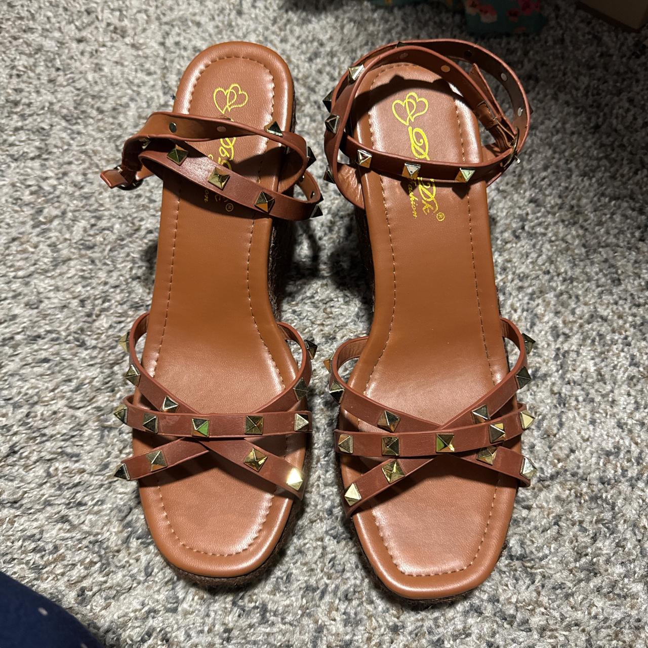 item listed by ataliaxsh