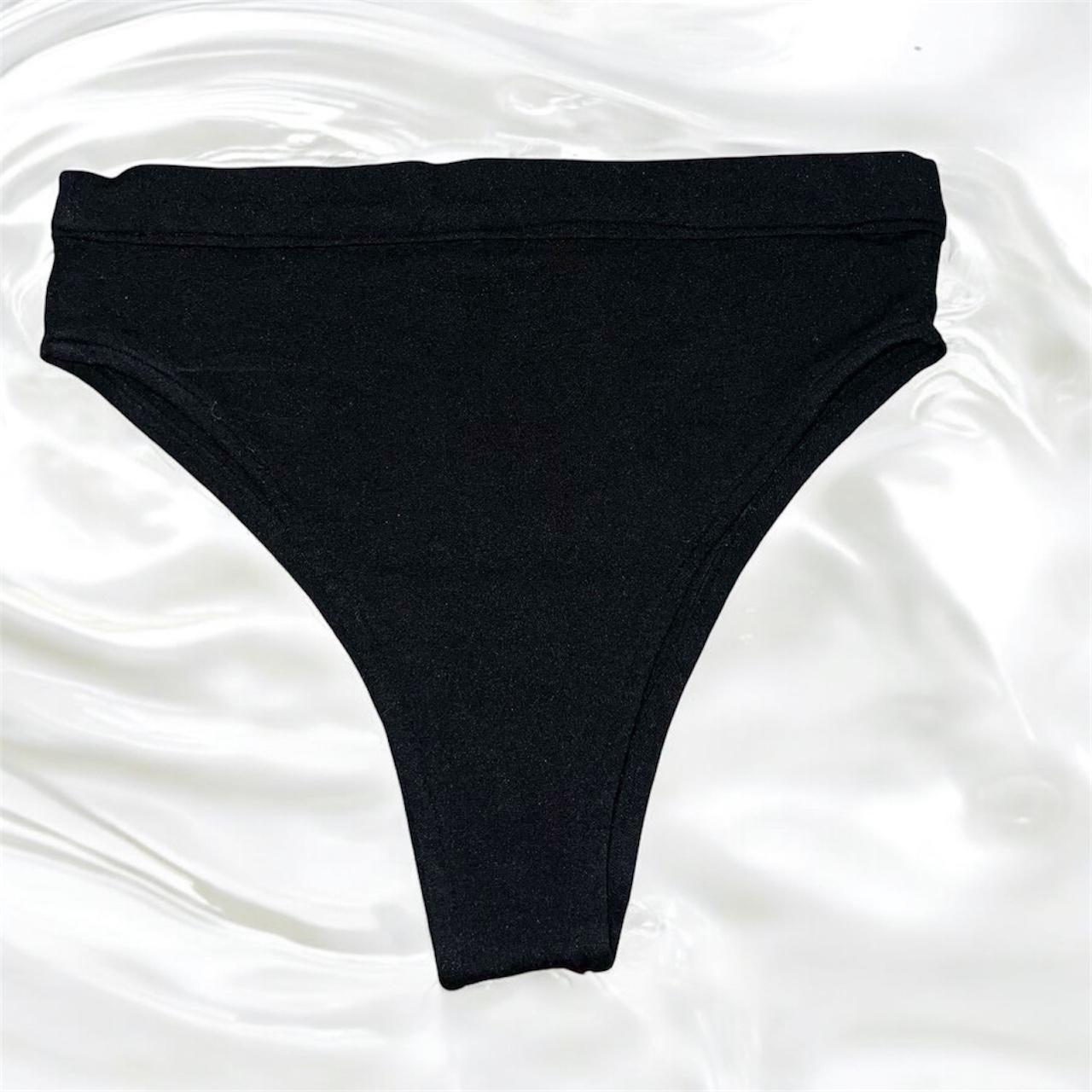 item listed by ataliaxsh