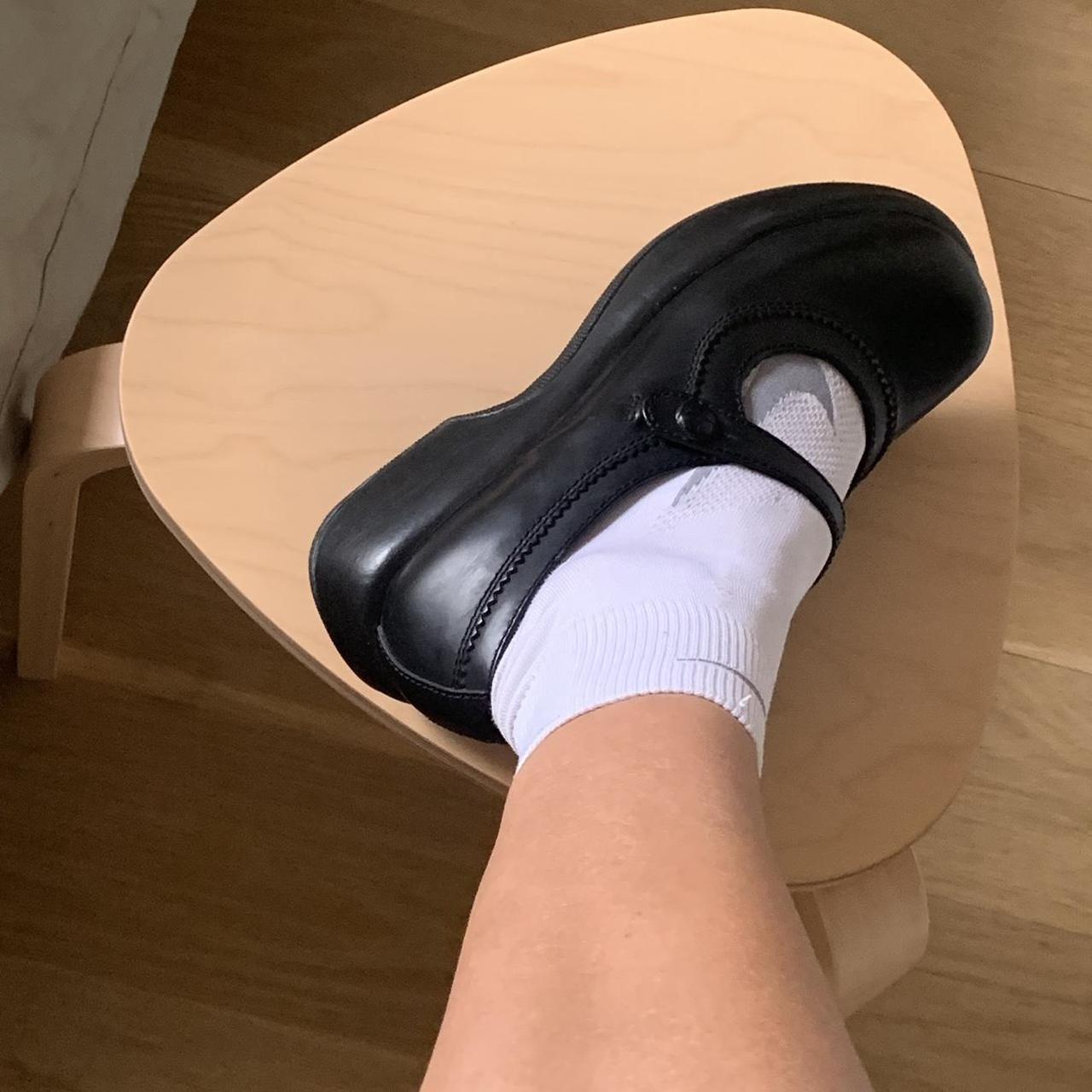 black shiny dansko clogs