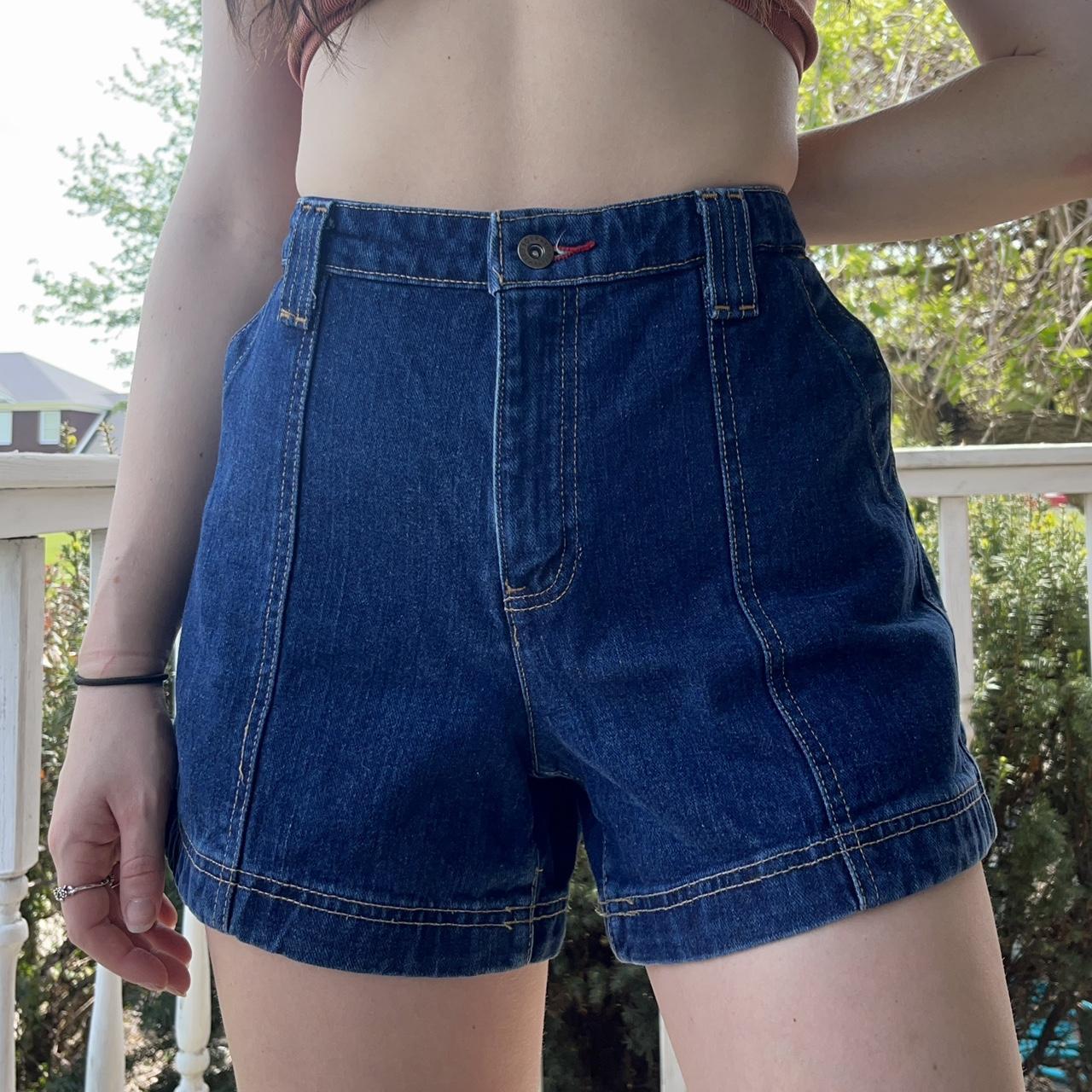 Tommy Hilfiger Women's Shorts Depop