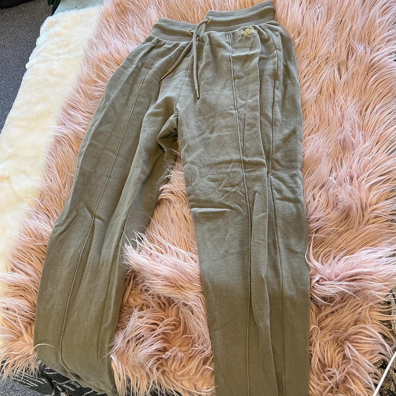 River Island Women's Khaki and Green Joggerstracksuits Depop