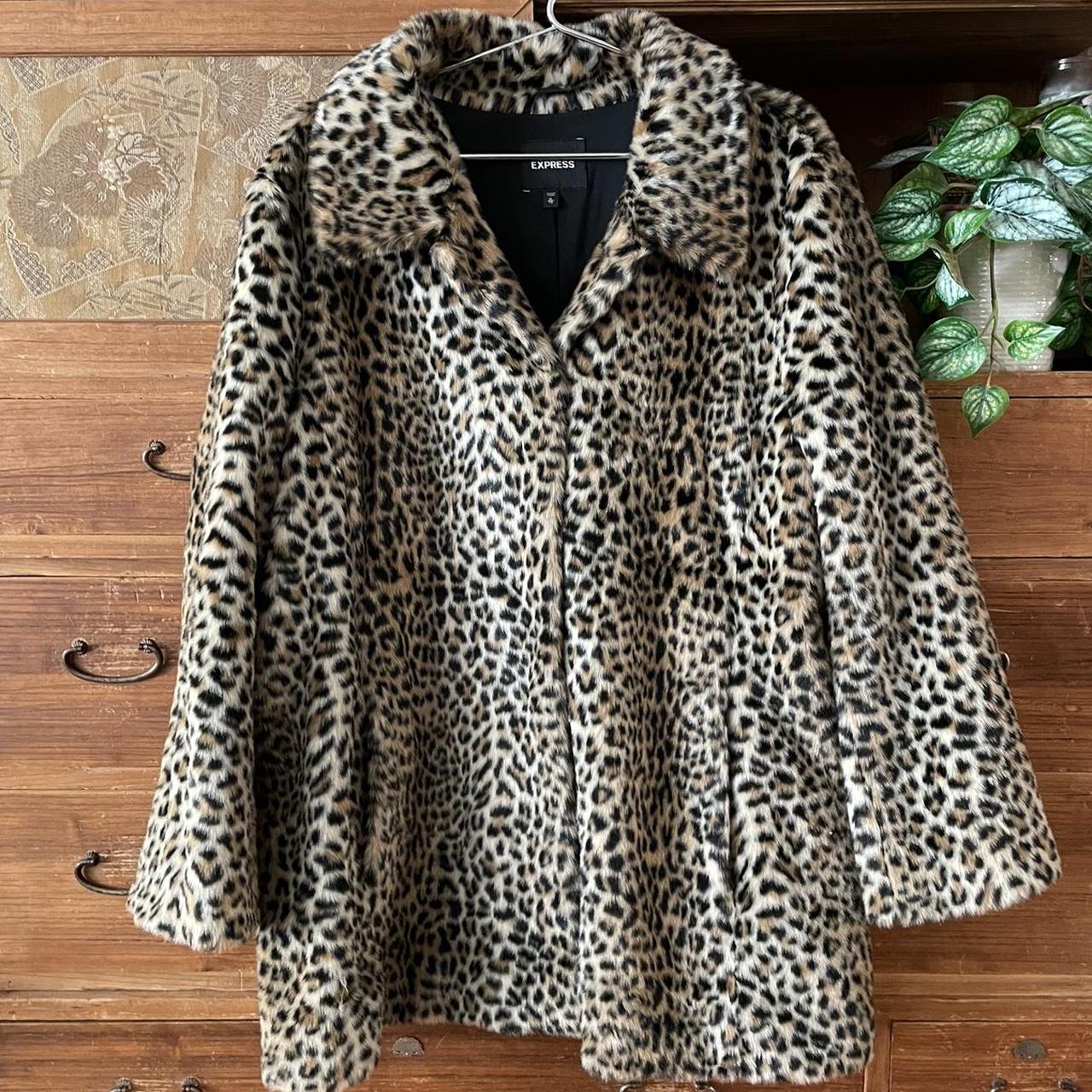 EXPRESS Leopard skin Jacket. Warm and fluffy