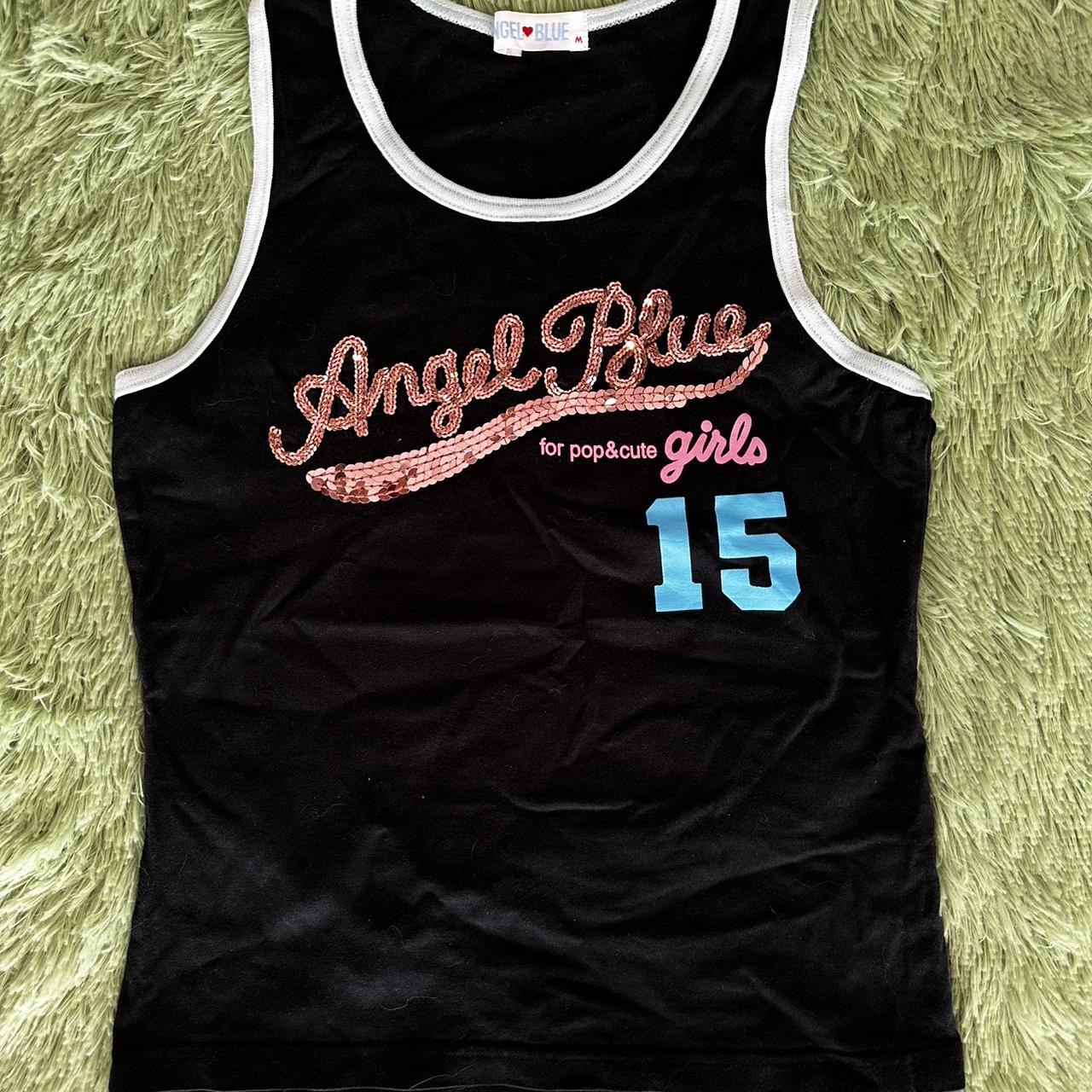item listed by ninaobryan
